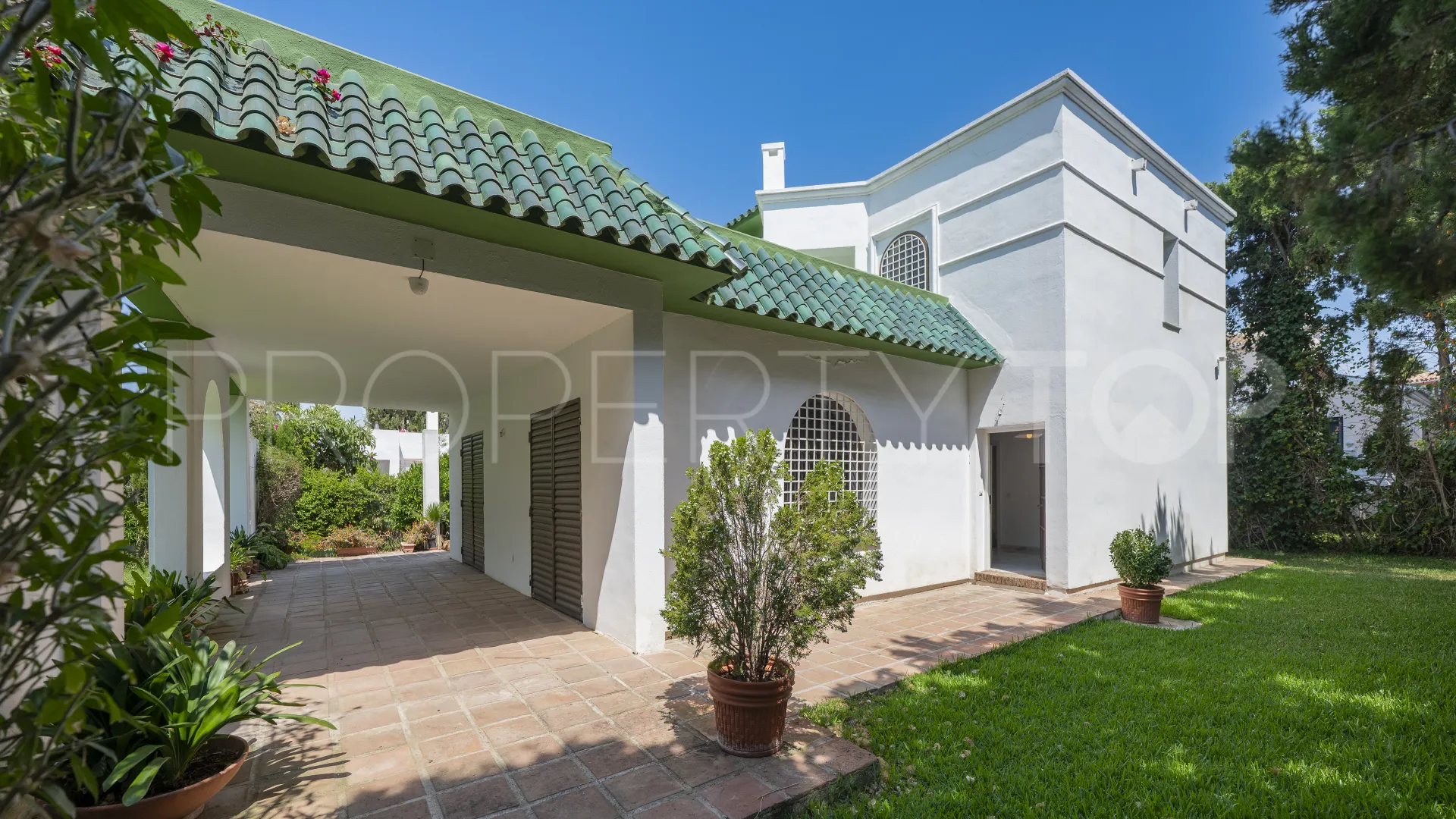 4 bedrooms plot for sale in Cabopino