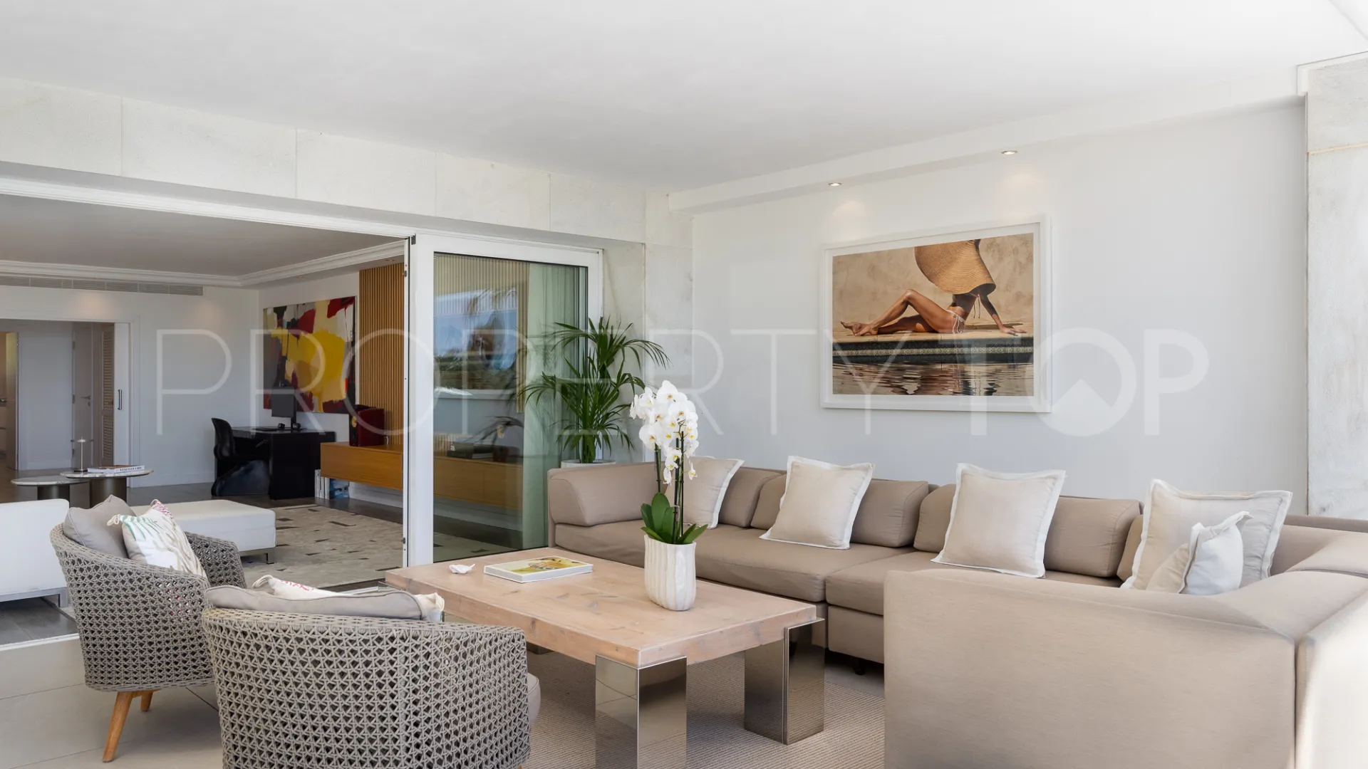 Apartamento planta baja en venta de 3 dormitorios en Marbella - Puerto Banus