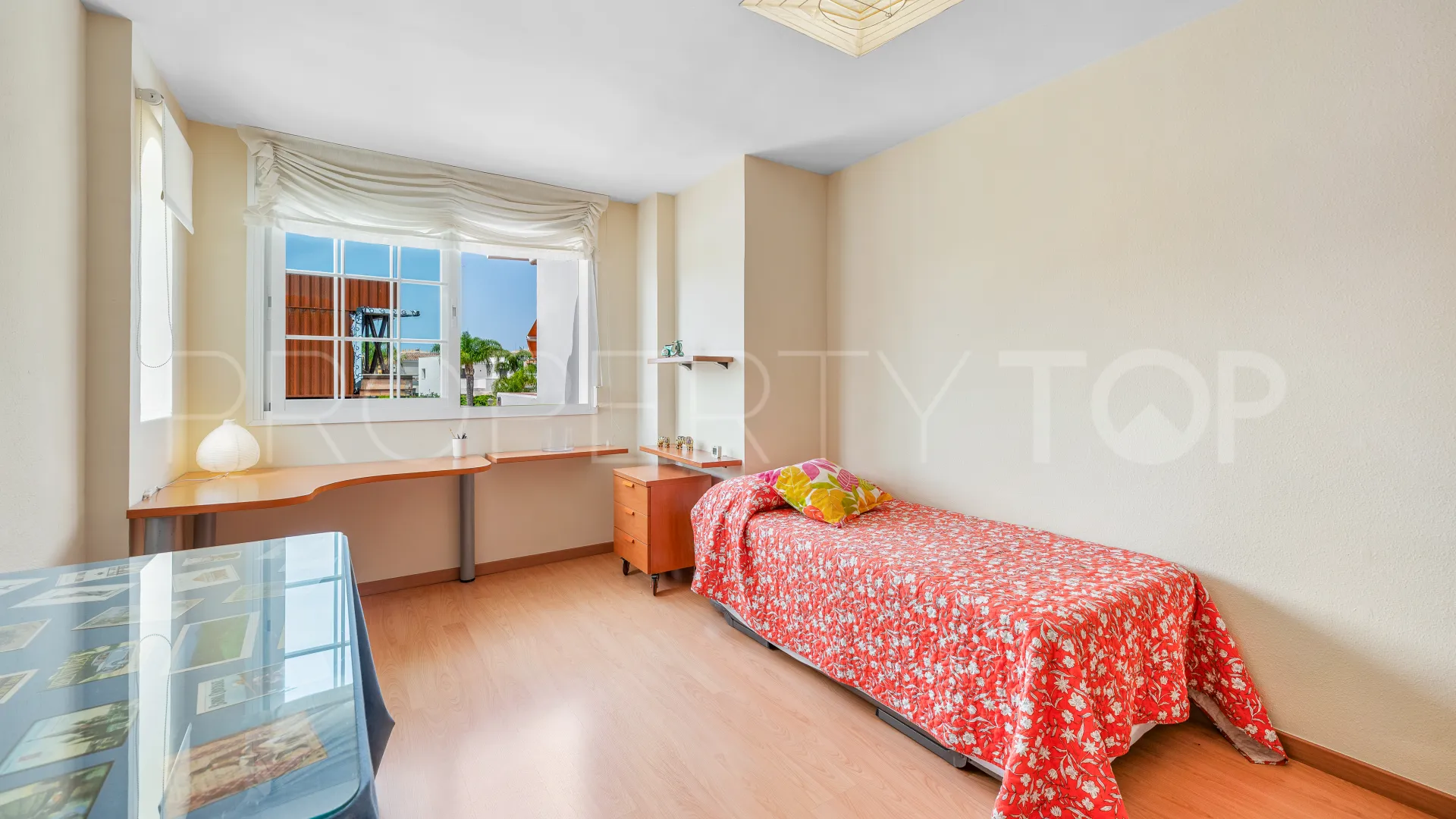 Town house for sale in San Pedro Playa