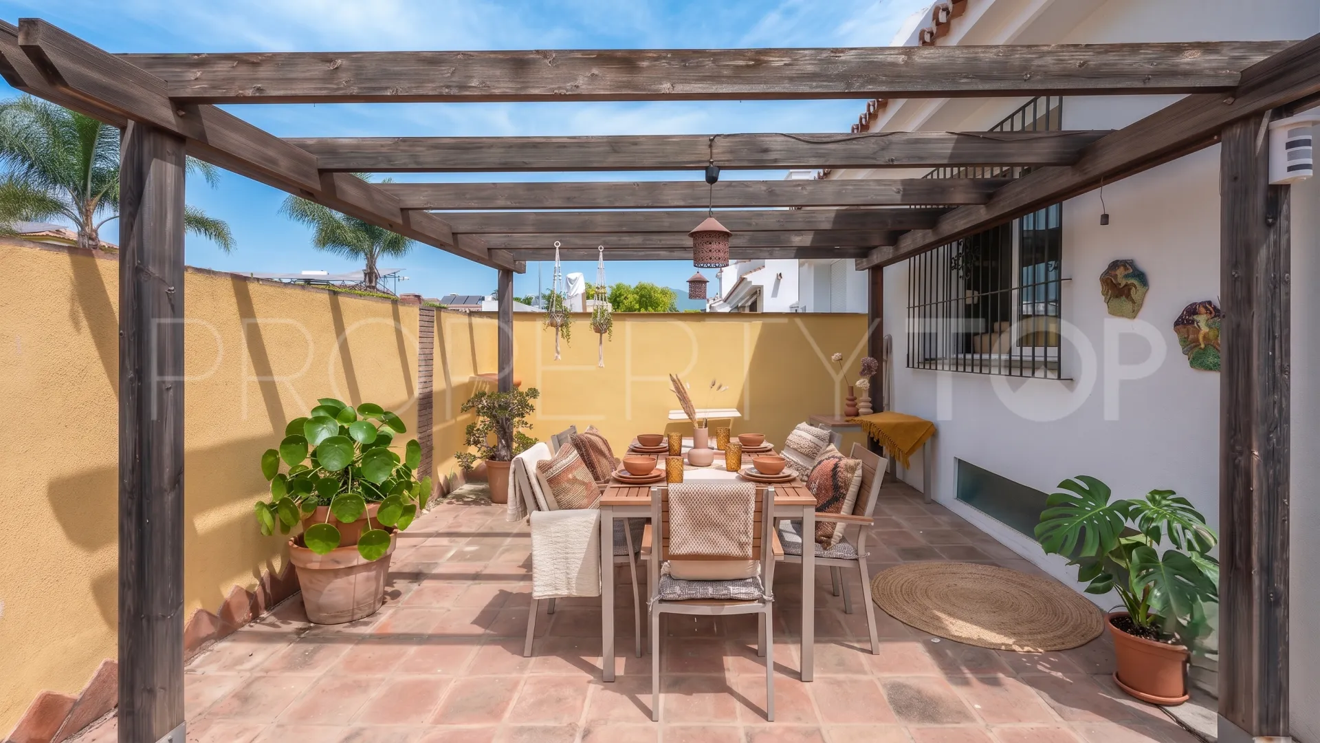 Town house for sale in San Pedro Playa