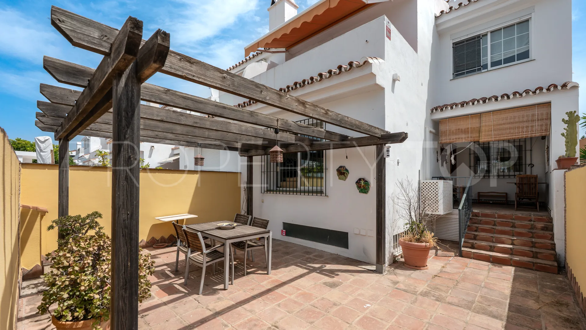 Town house for sale in San Pedro Playa
