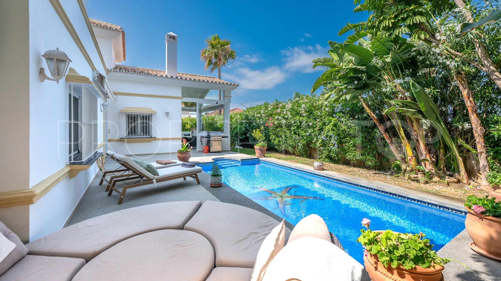 Buy house in Marbesa