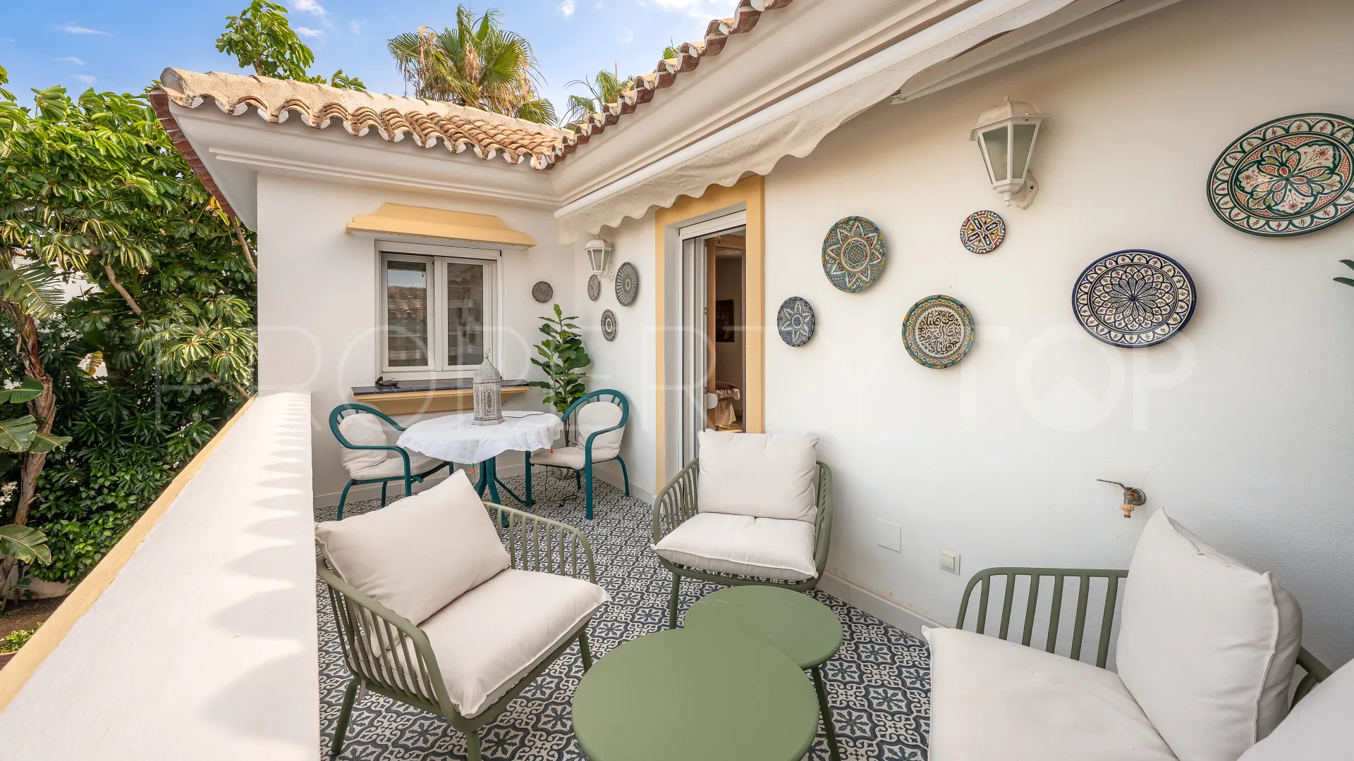 Buy house in Marbesa