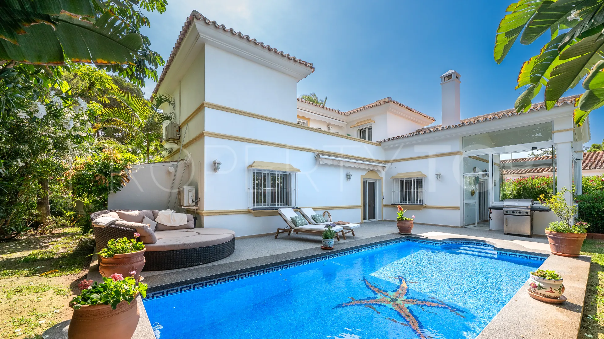 Buy house in Marbesa