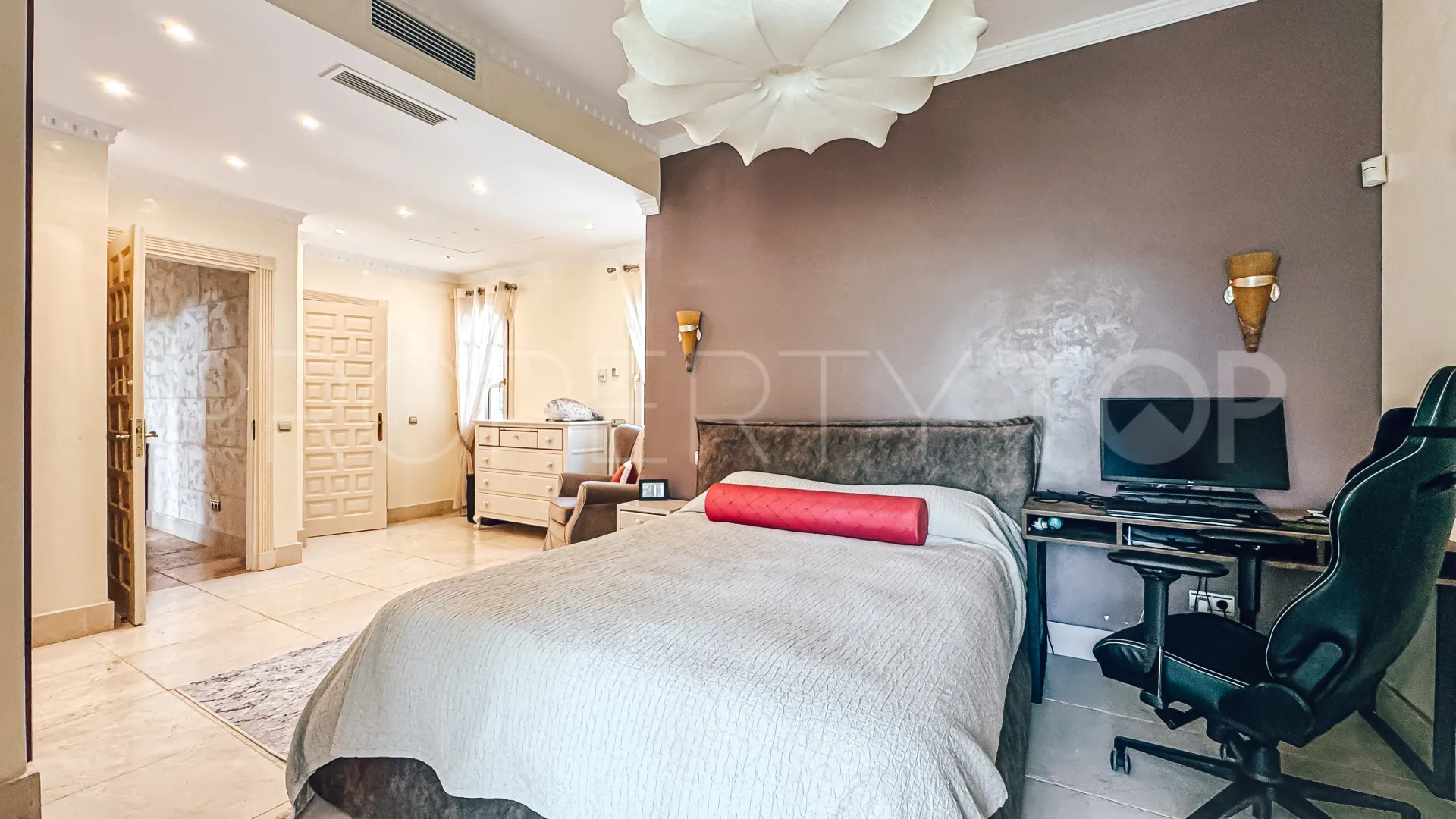 For sale villa with 7 bedrooms in La Zagaleta