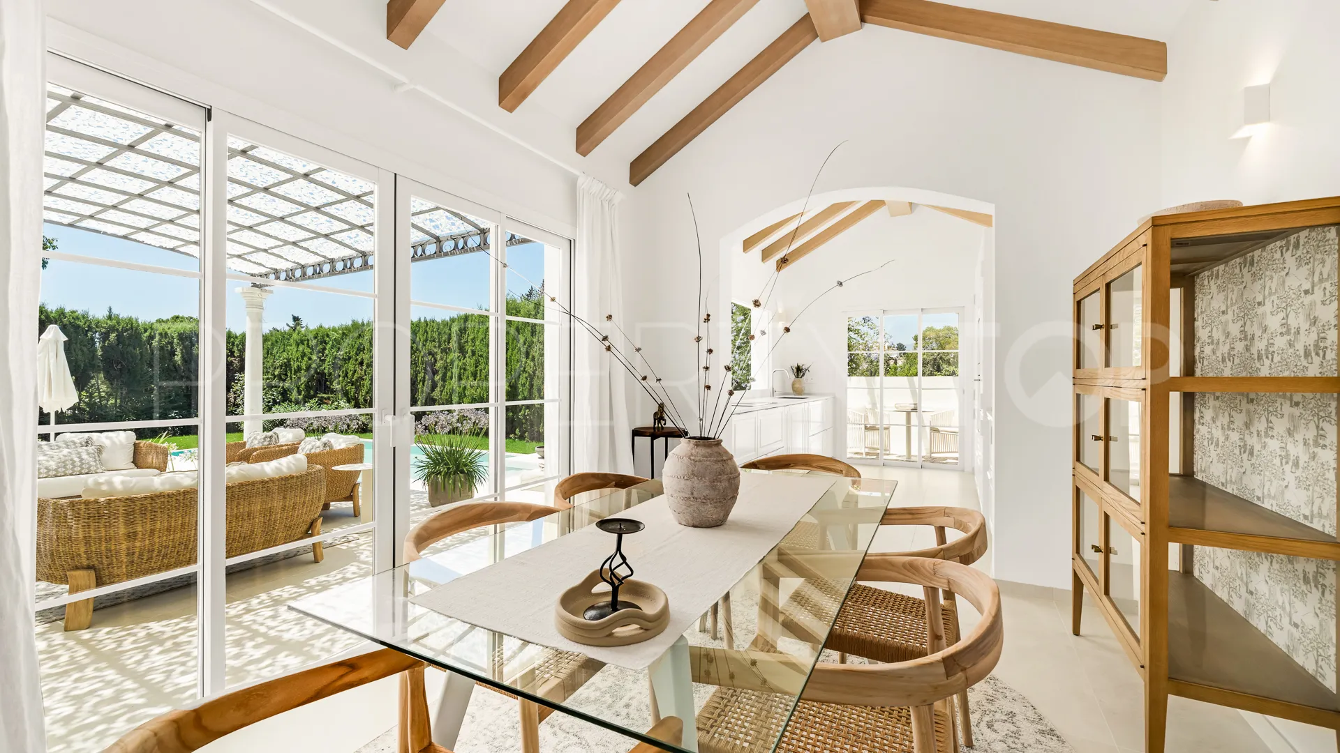 Villa a la venta en Guadalmina Alta con 3 dormitorios