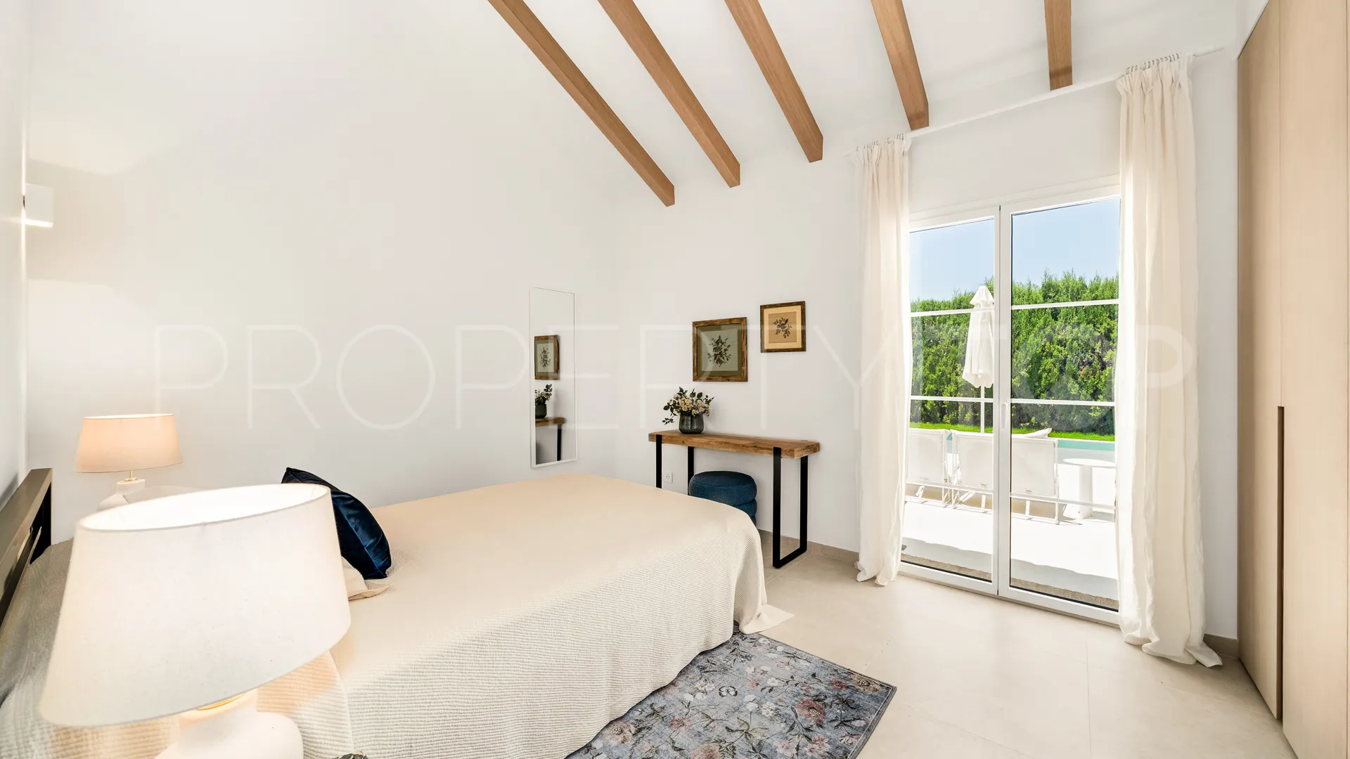Villa a la venta en Guadalmina Alta con 3 dormitorios