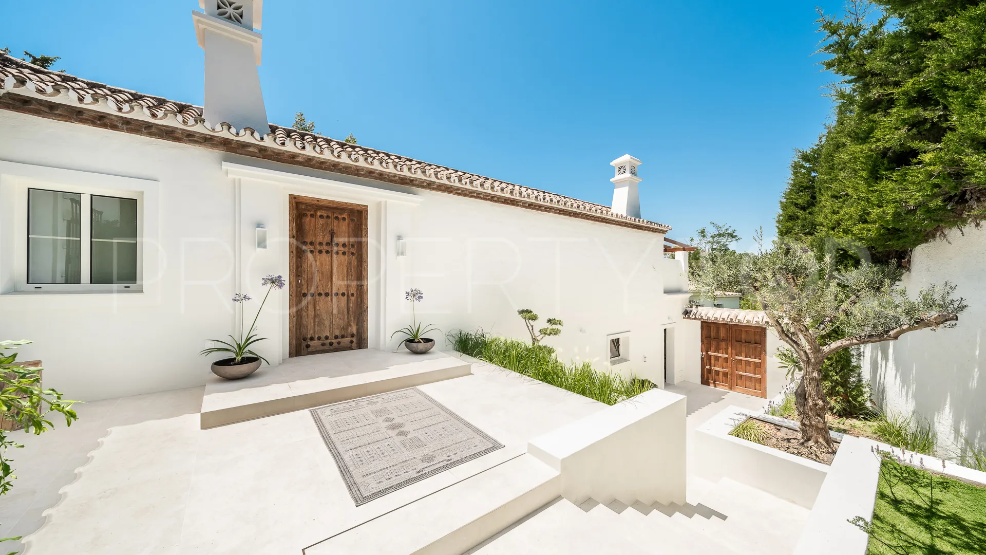 Villa a la venta en Guadalmina Alta con 3 dormitorios