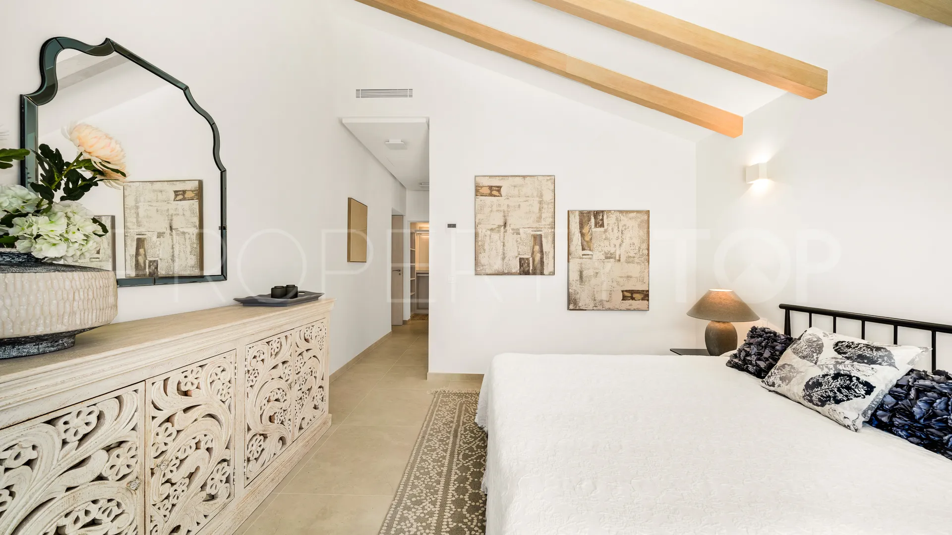 Villa a la venta en Guadalmina Alta con 3 dormitorios