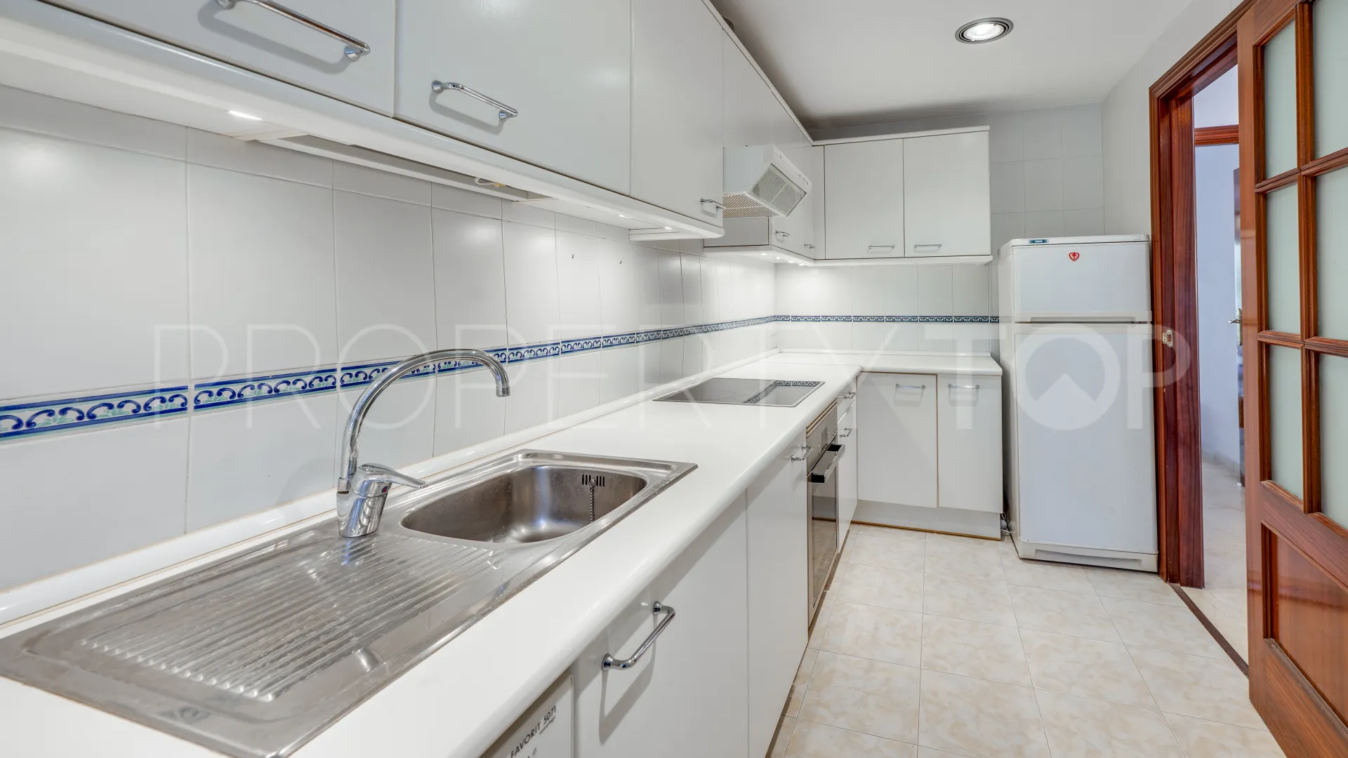 Comprar apartamento planta baja en Las Chapas