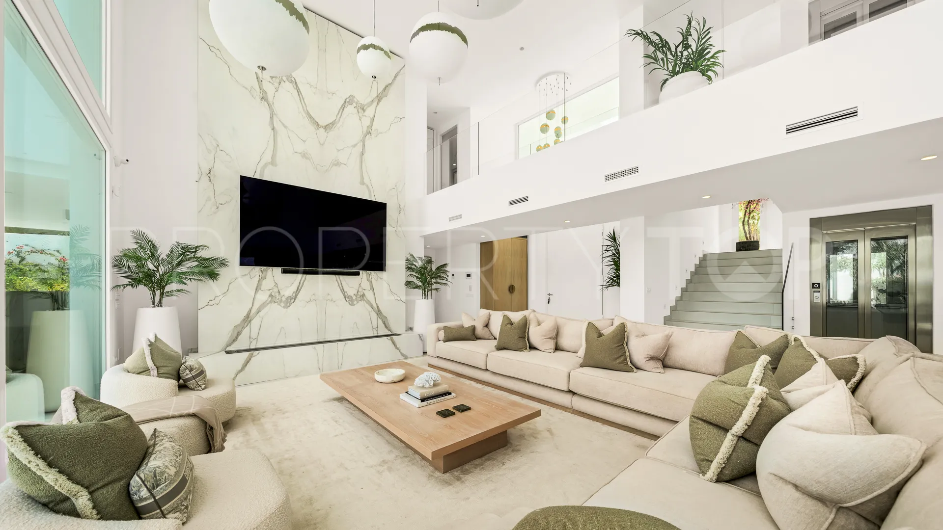Villa for sale in La Mairena