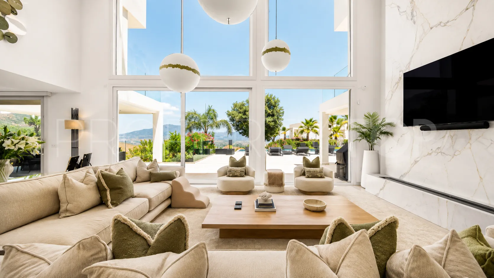 Villa for sale in La Mairena