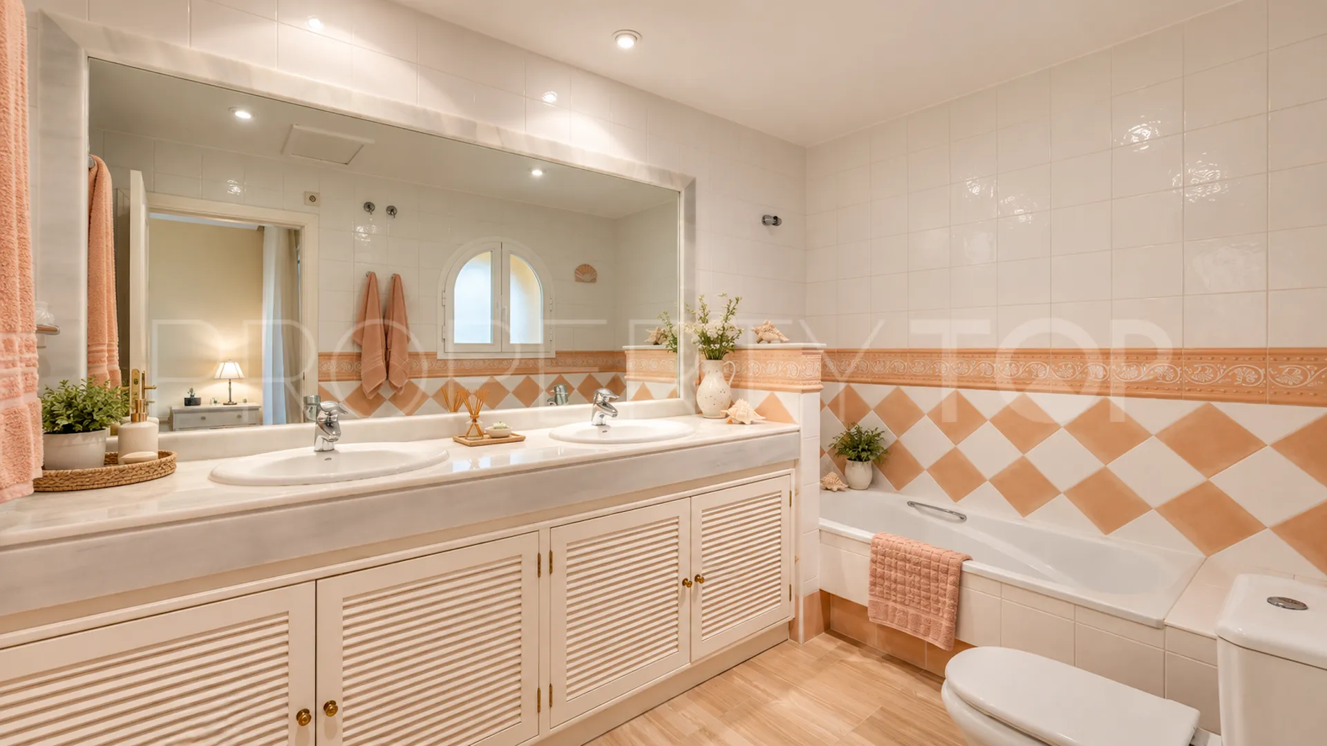 Apartment for sale in Elviria