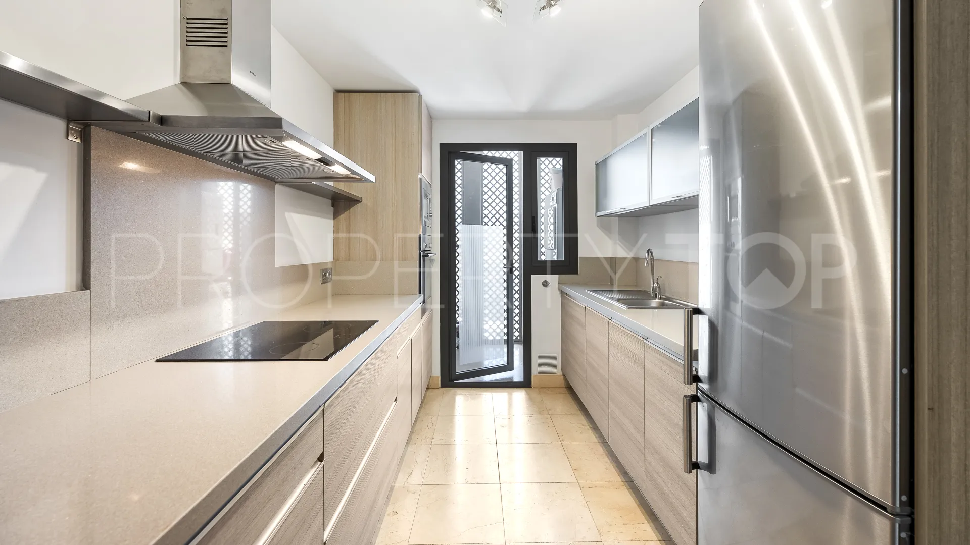 Se vende apartamento en Los Flamingos Golf