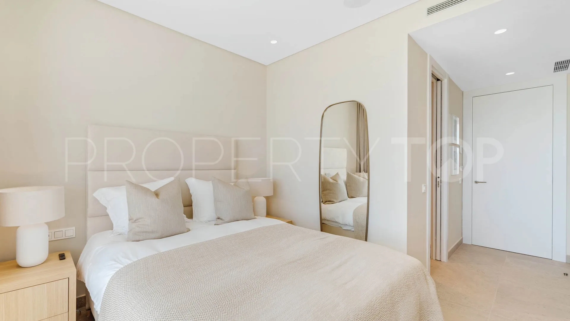La Quinta, apartamento en venta de 2 dormitorios