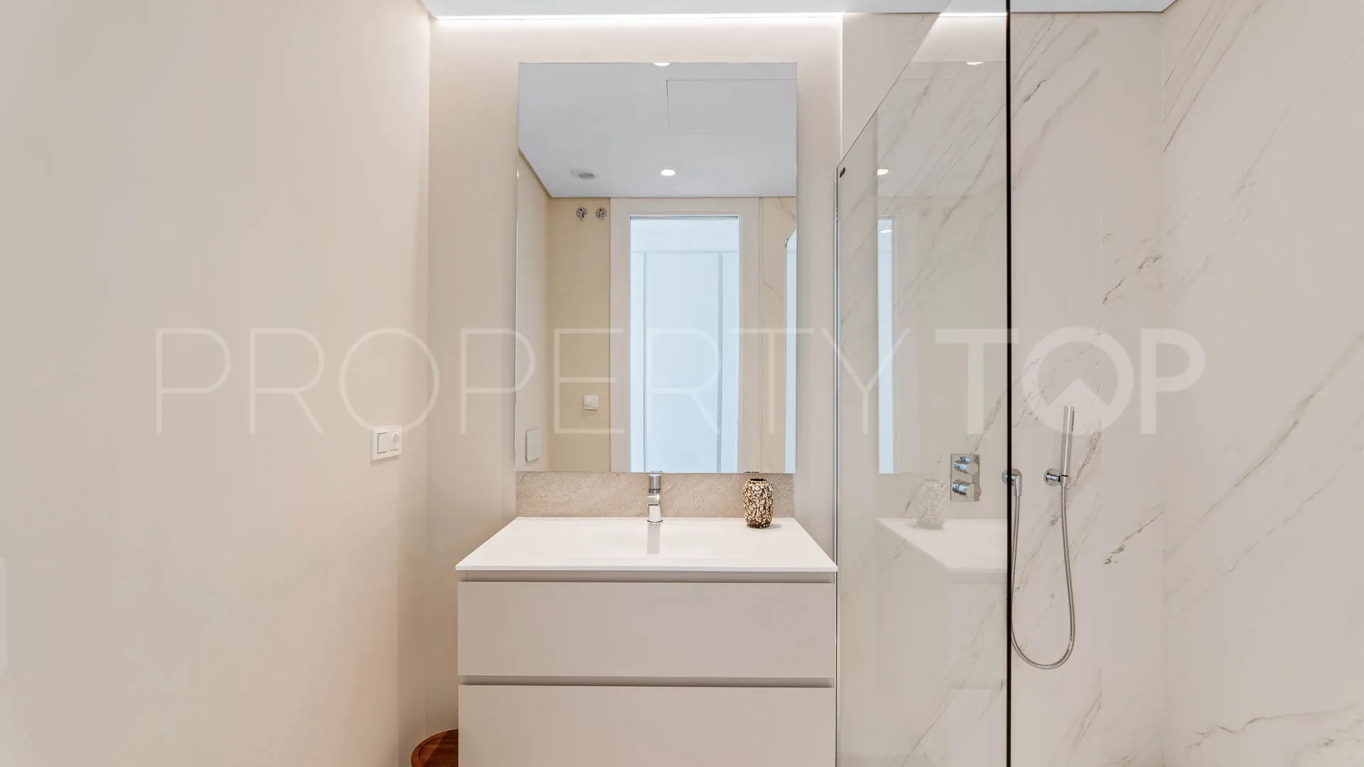 La Quinta, apartamento en venta de 2 dormitorios