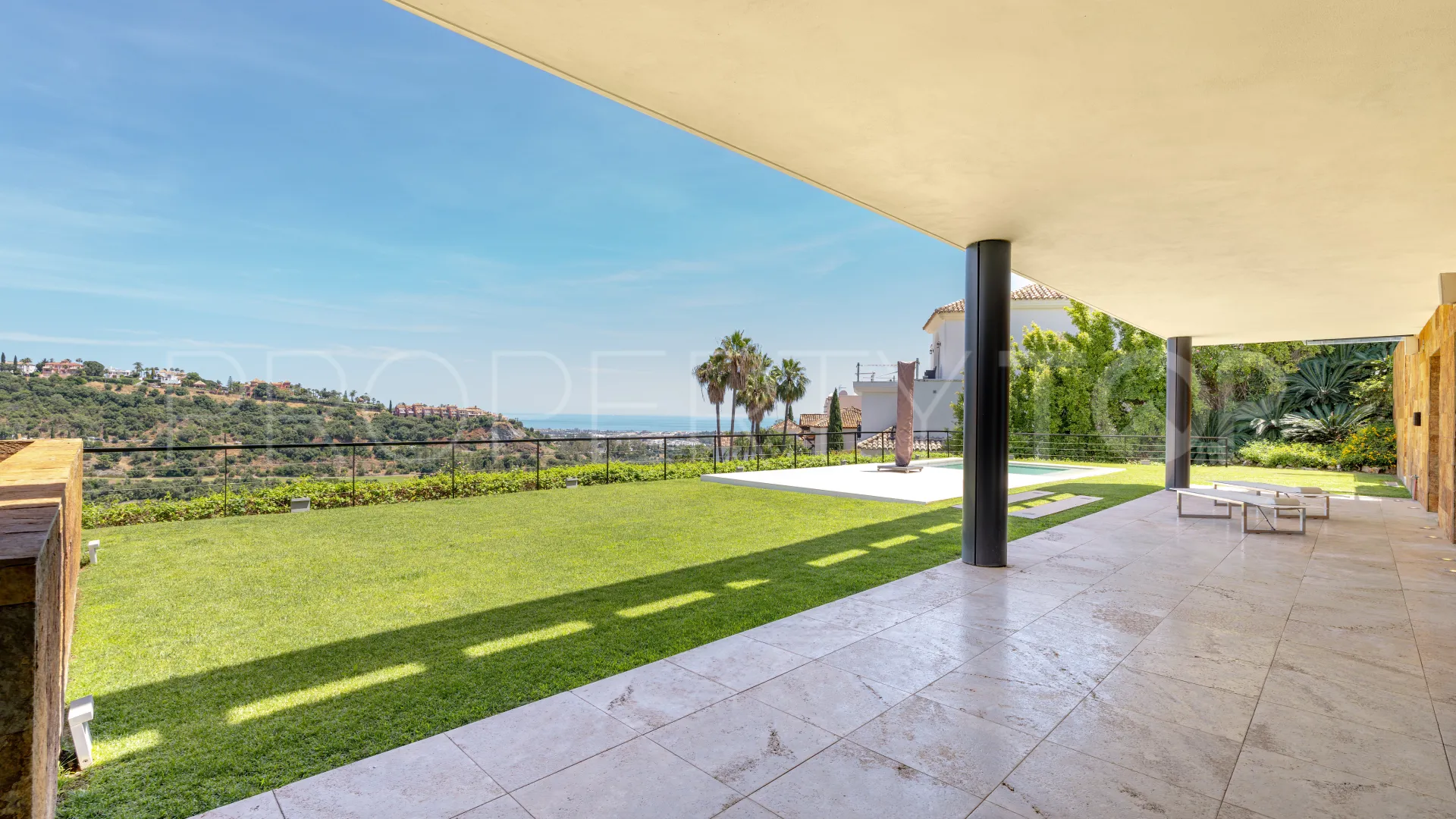 Se vende villa en Los Arqueros con 4 dormitorios