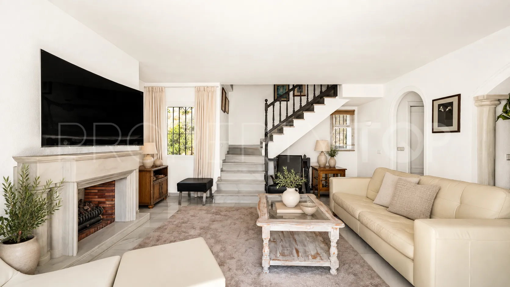 For sale duplex penthouse in Golden Mile
