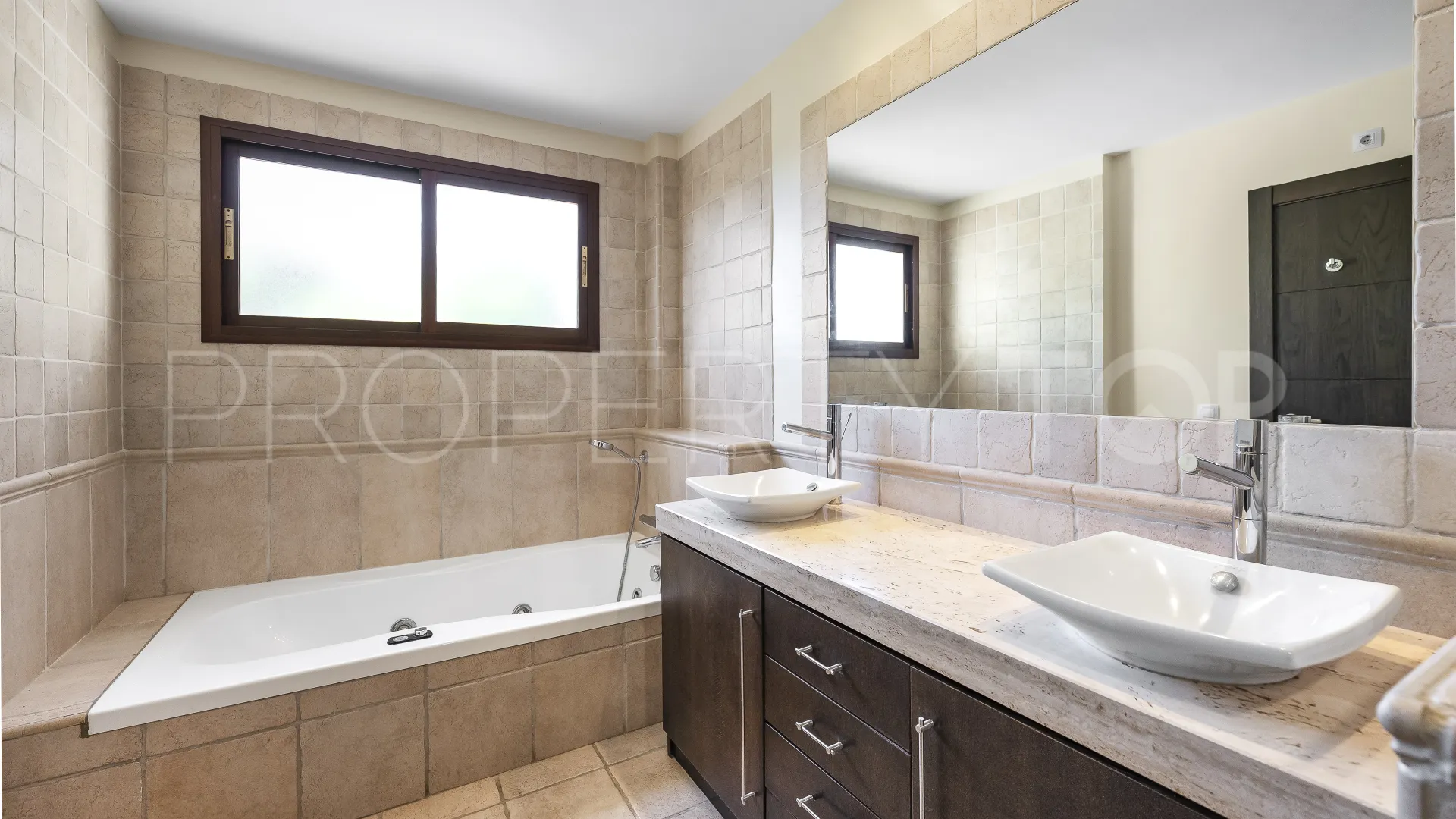 Villa with 5 bedrooms for sale in Los Arqueros