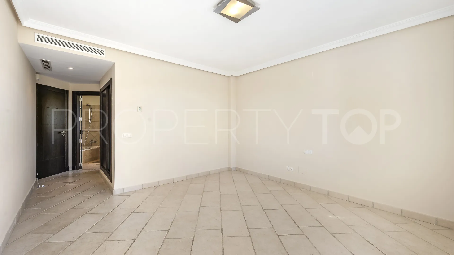 Villa with 5 bedrooms for sale in Los Arqueros
