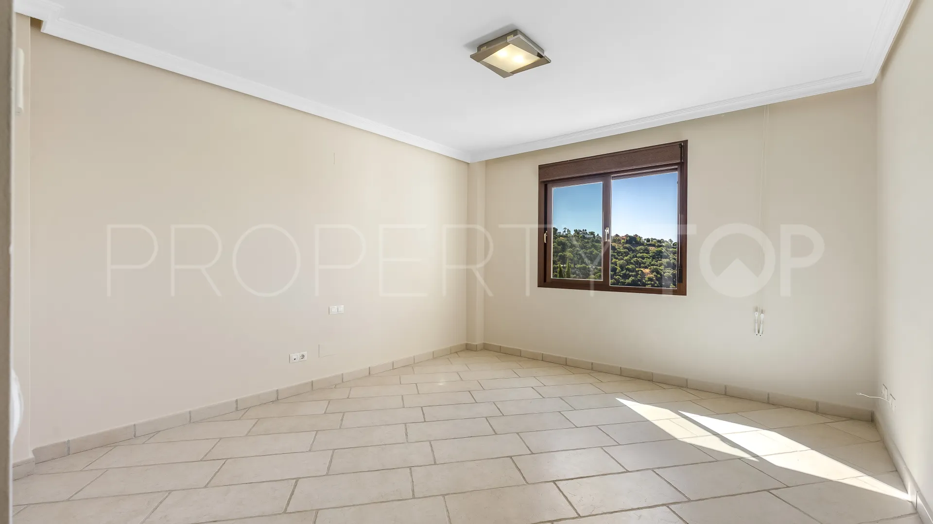 Villa with 5 bedrooms for sale in Los Arqueros