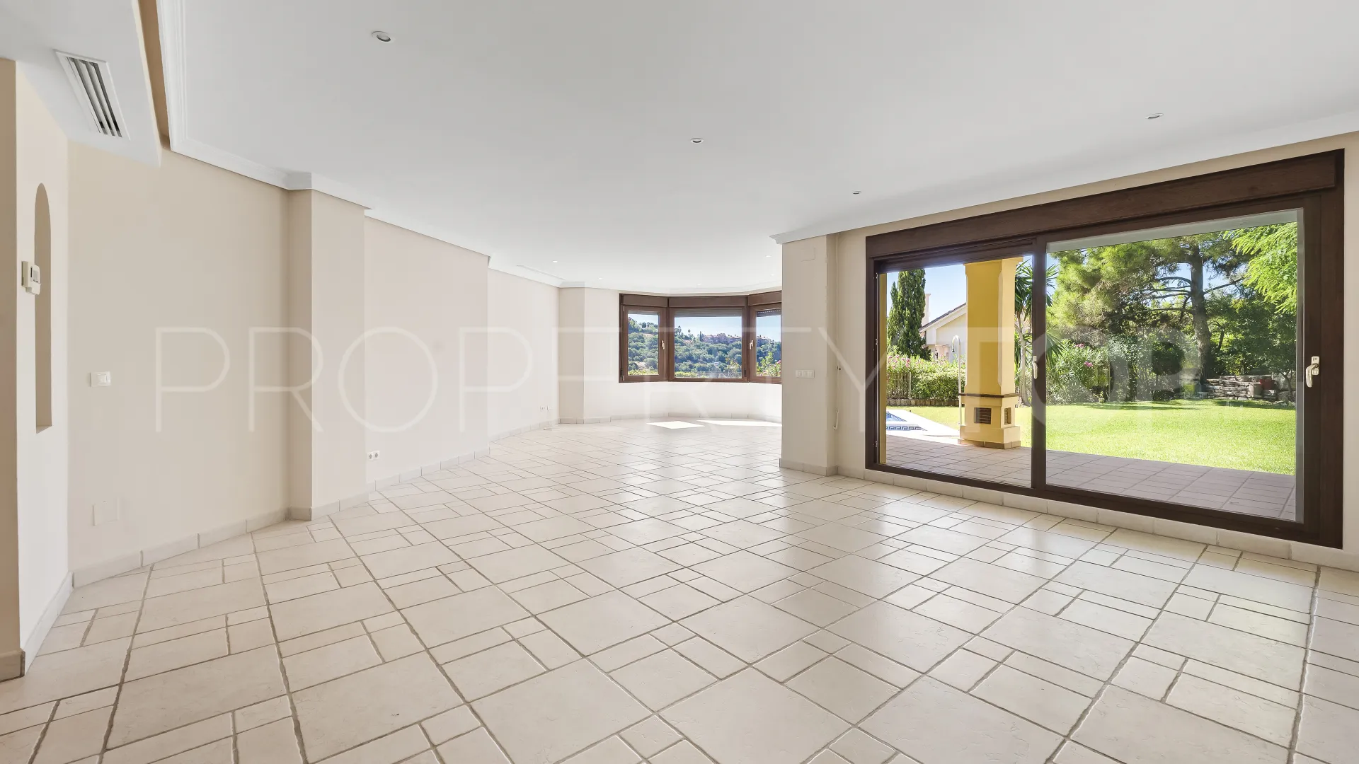 Villa with 5 bedrooms for sale in Los Arqueros