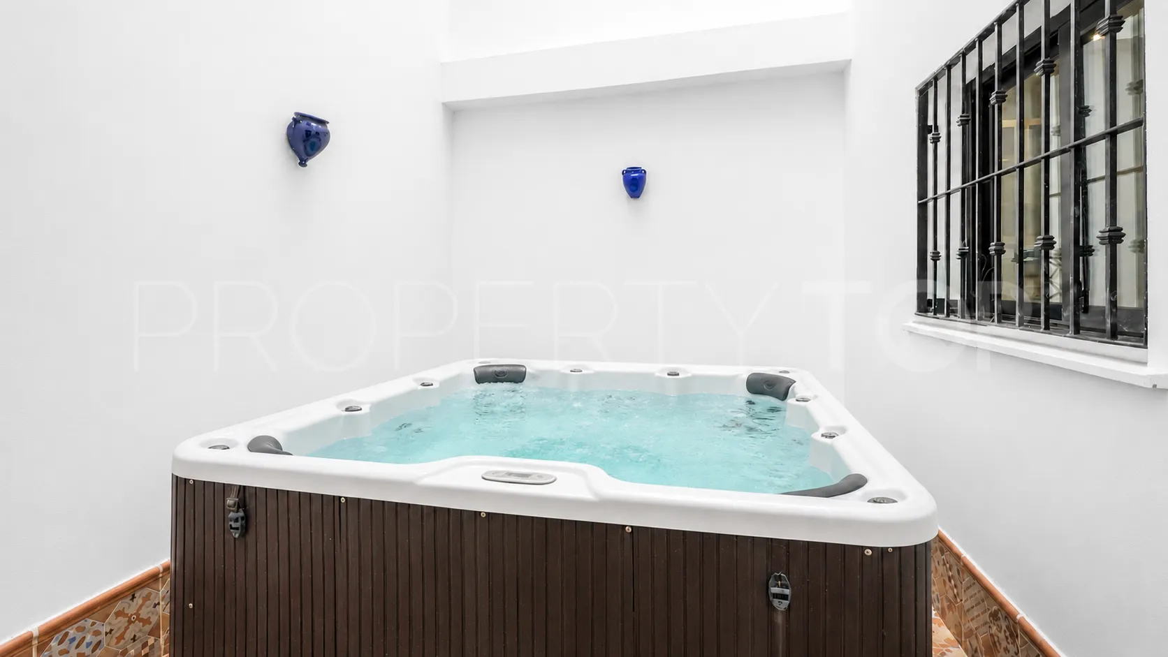 Town house for sale in La Mairena