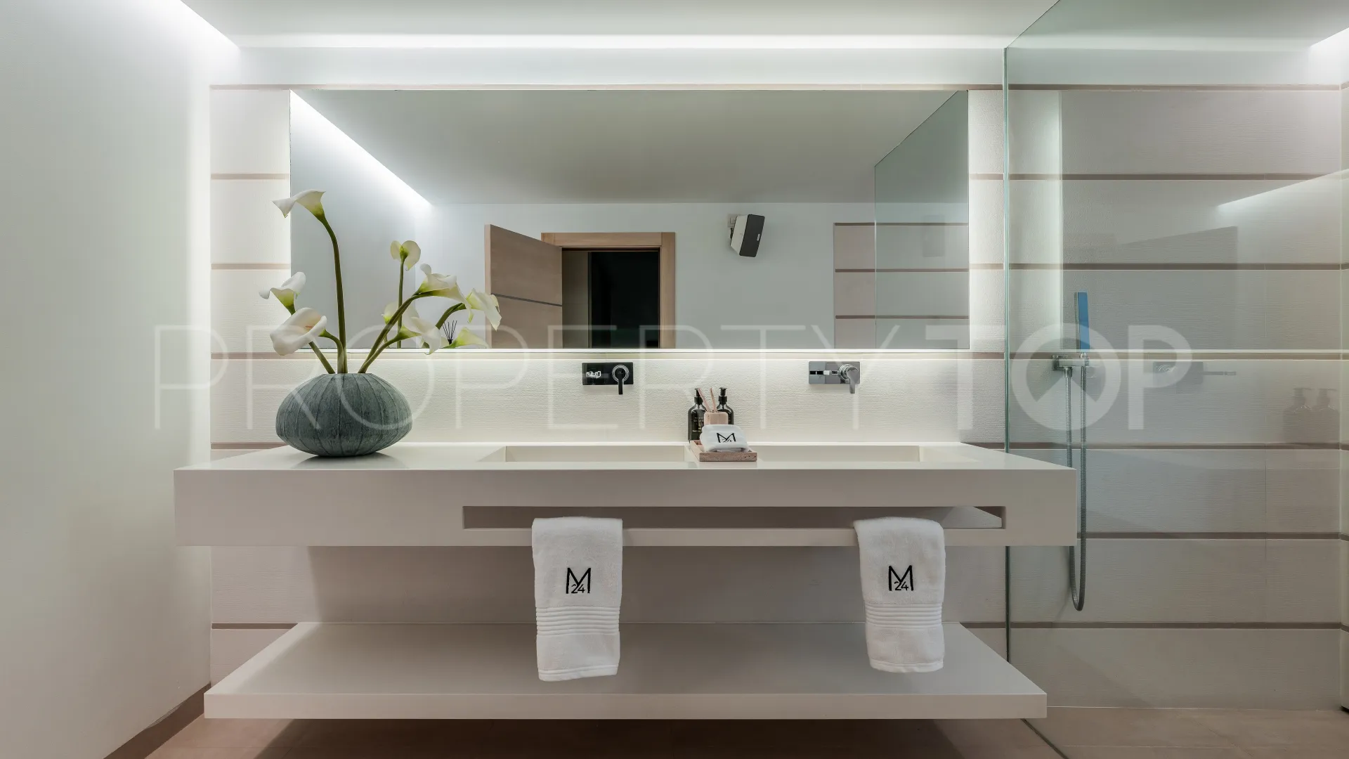 Golden Mile town house for sale