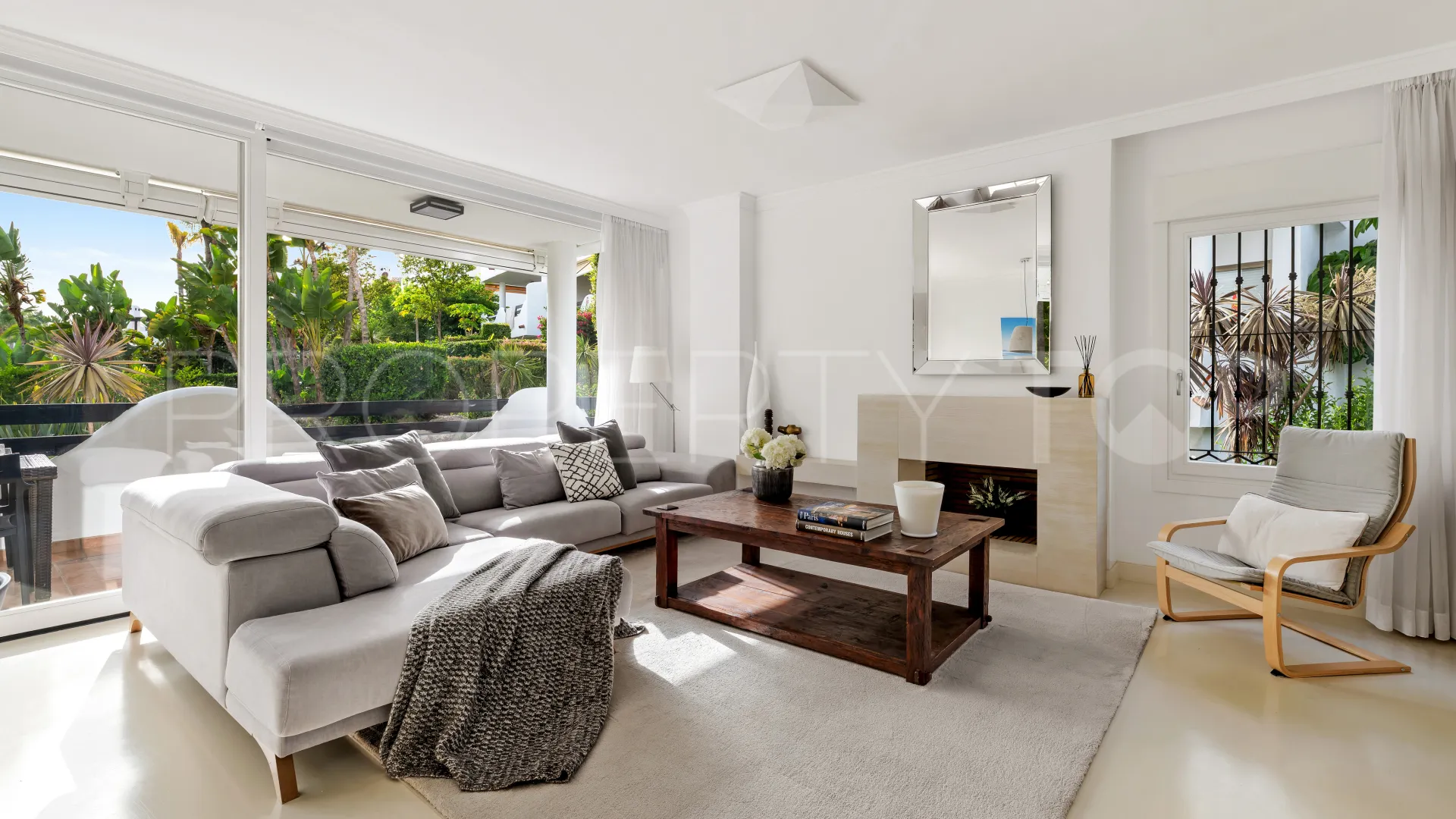 Golden Mile town house for sale