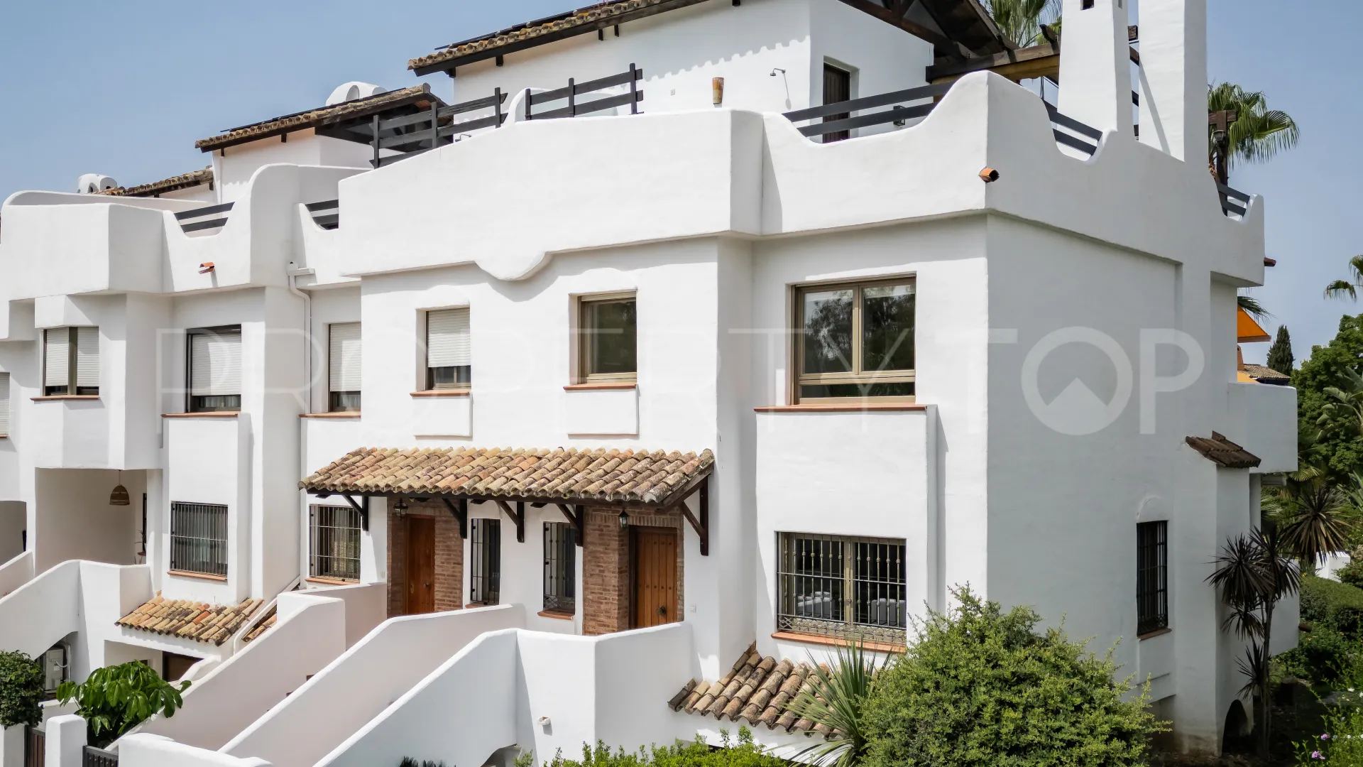 Golden Mile town house for sale