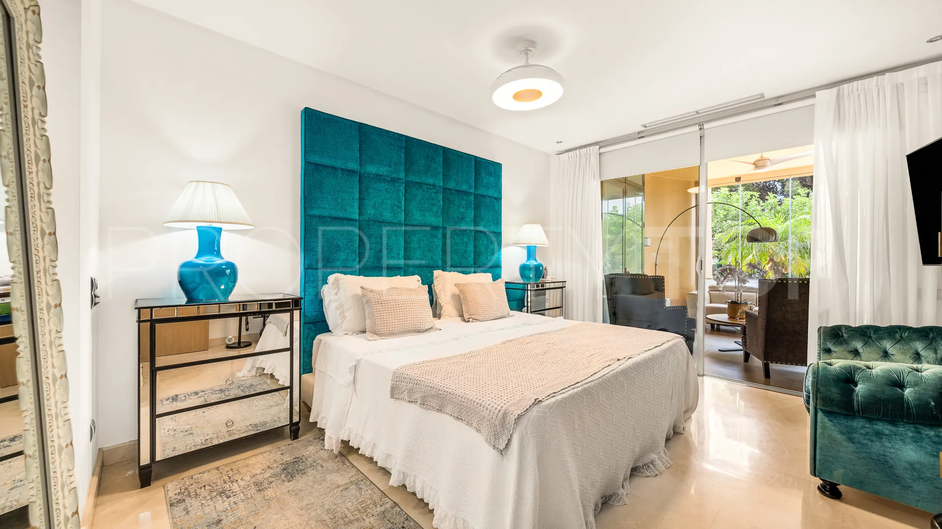 For sale ground floor apartment with 2 bedrooms in Sierra Blanca