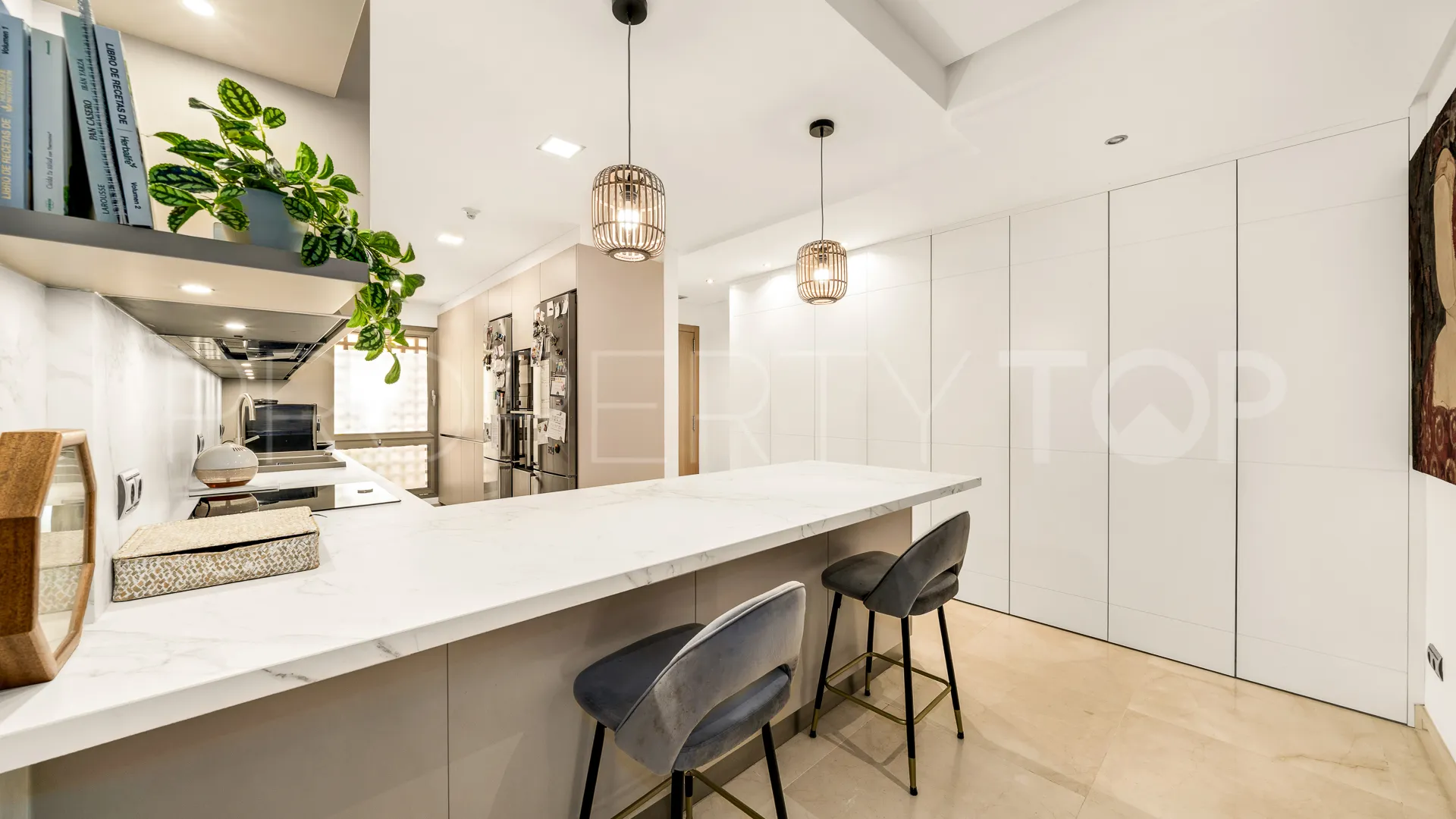 For sale ground floor apartment with 2 bedrooms in Sierra Blanca