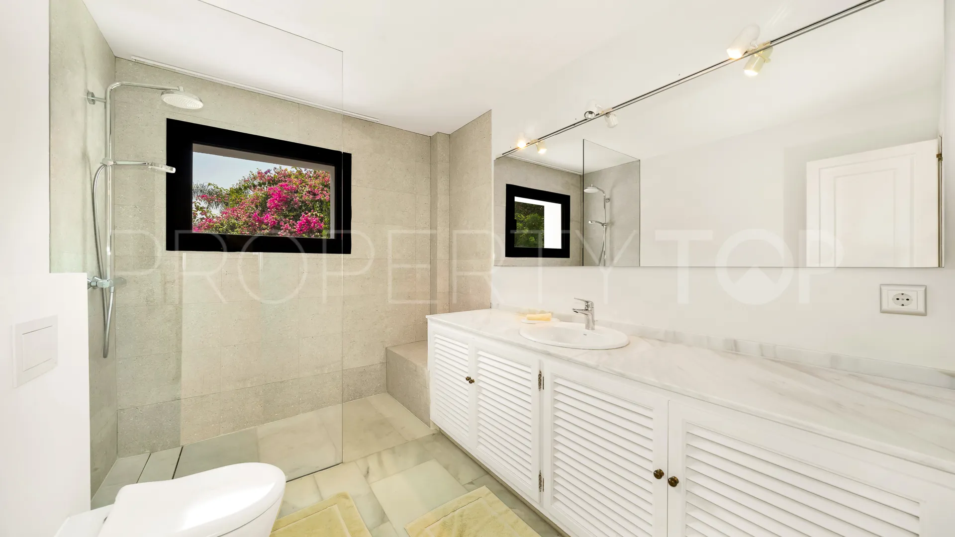 For sale Rio Real villa