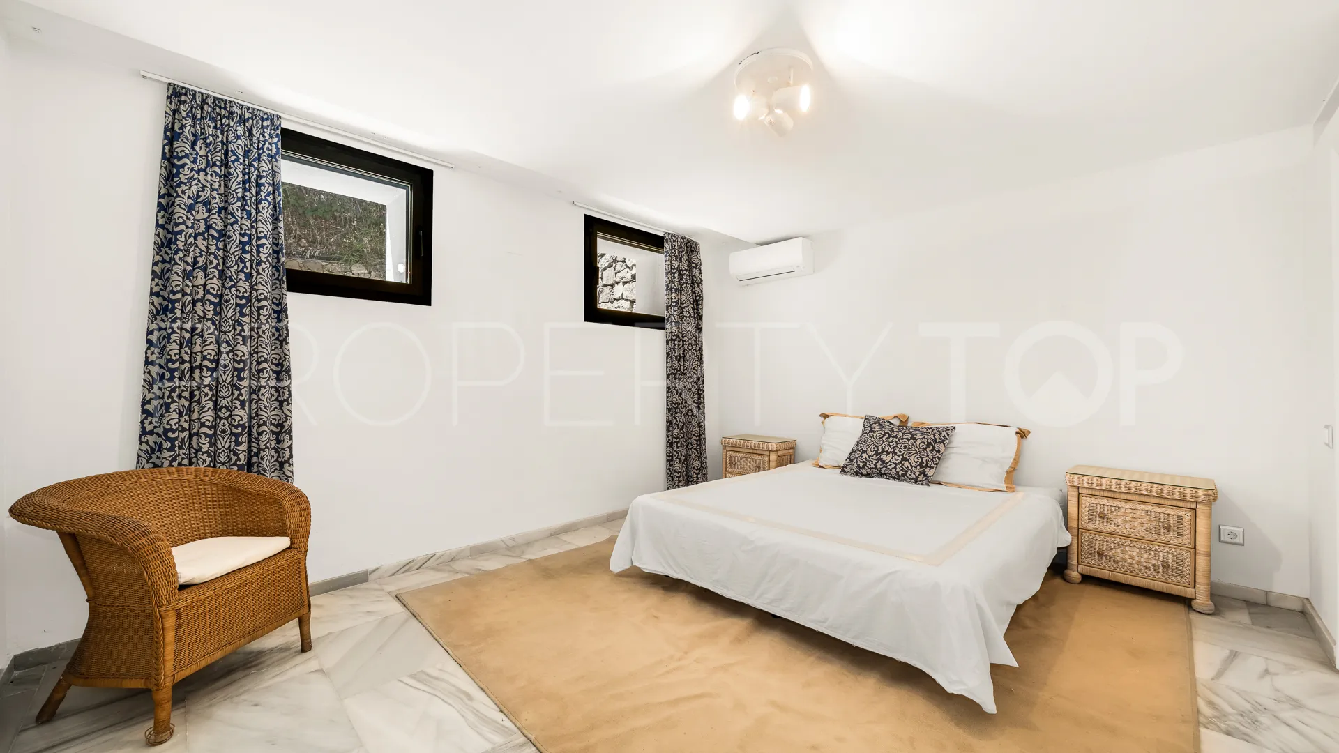 For sale Rio Real villa
