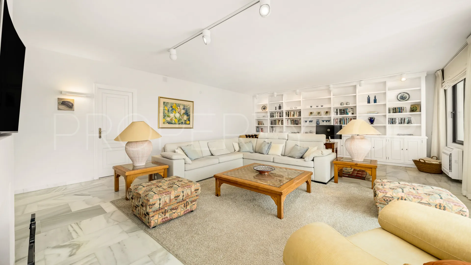 For sale Rio Real villa