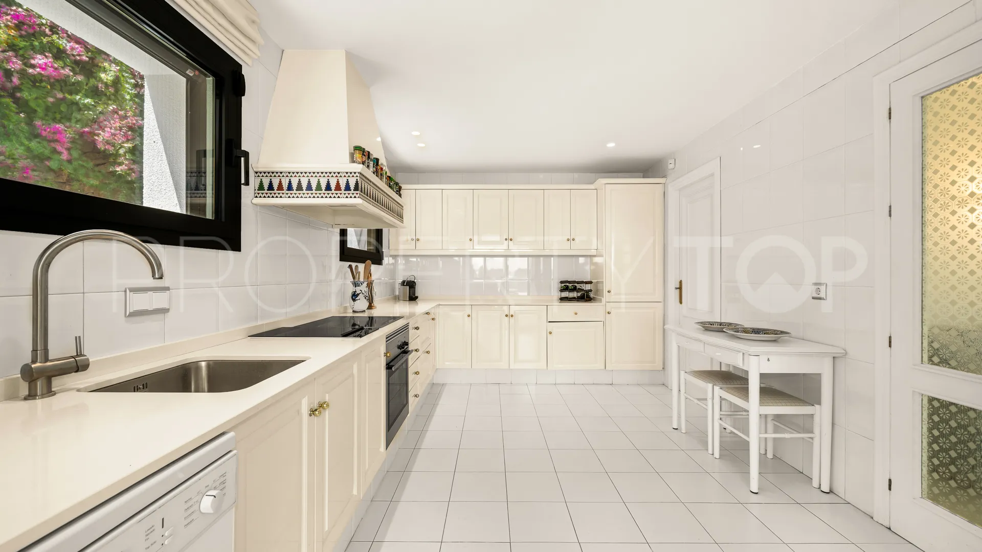 For sale Rio Real villa