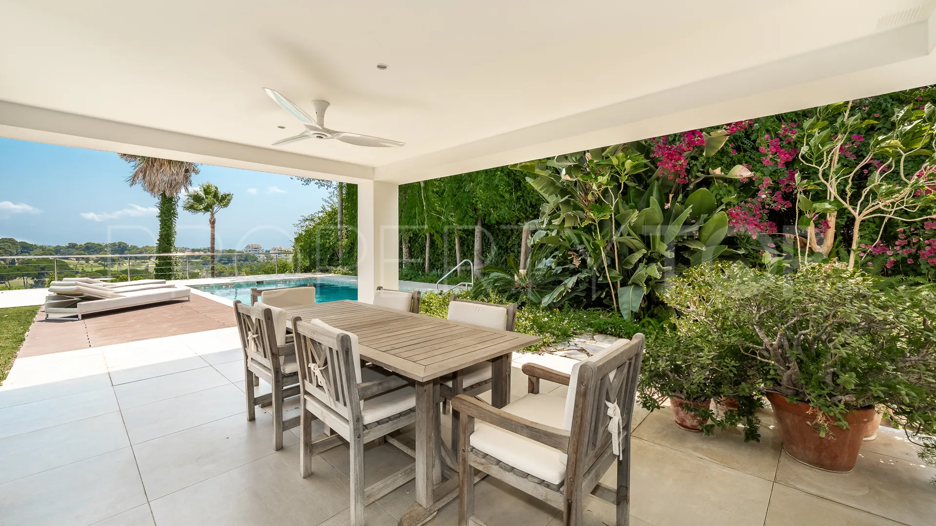For sale Rio Real villa