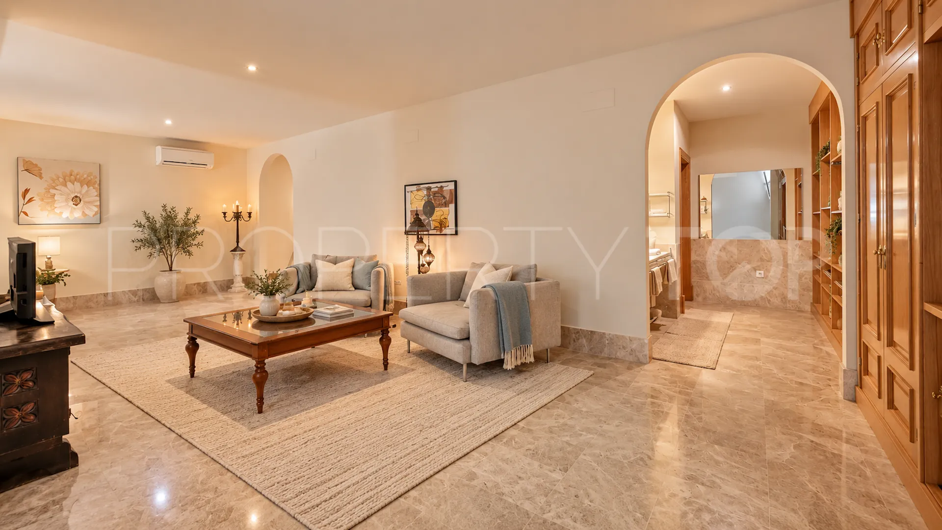 Los Monteros, casa con 3 dormitorios a la venta