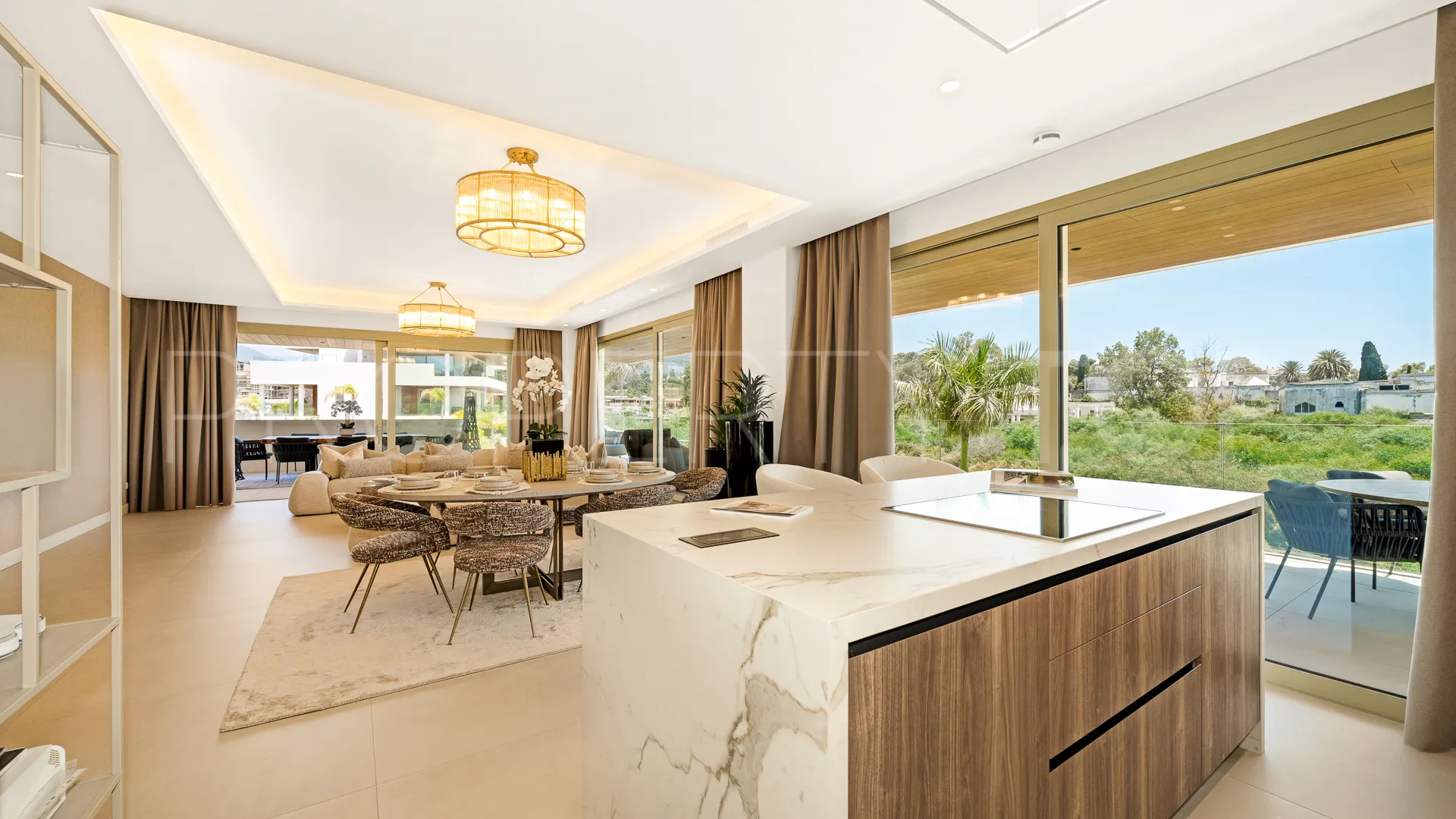 Se vende apartamento en Beach Side Golden Mile