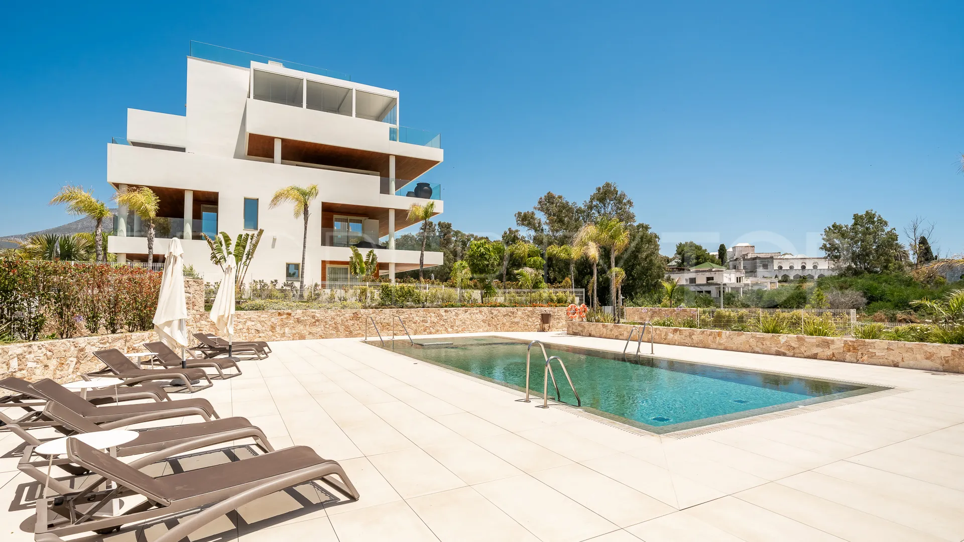 Se vende apartamento en Beach Side Golden Mile