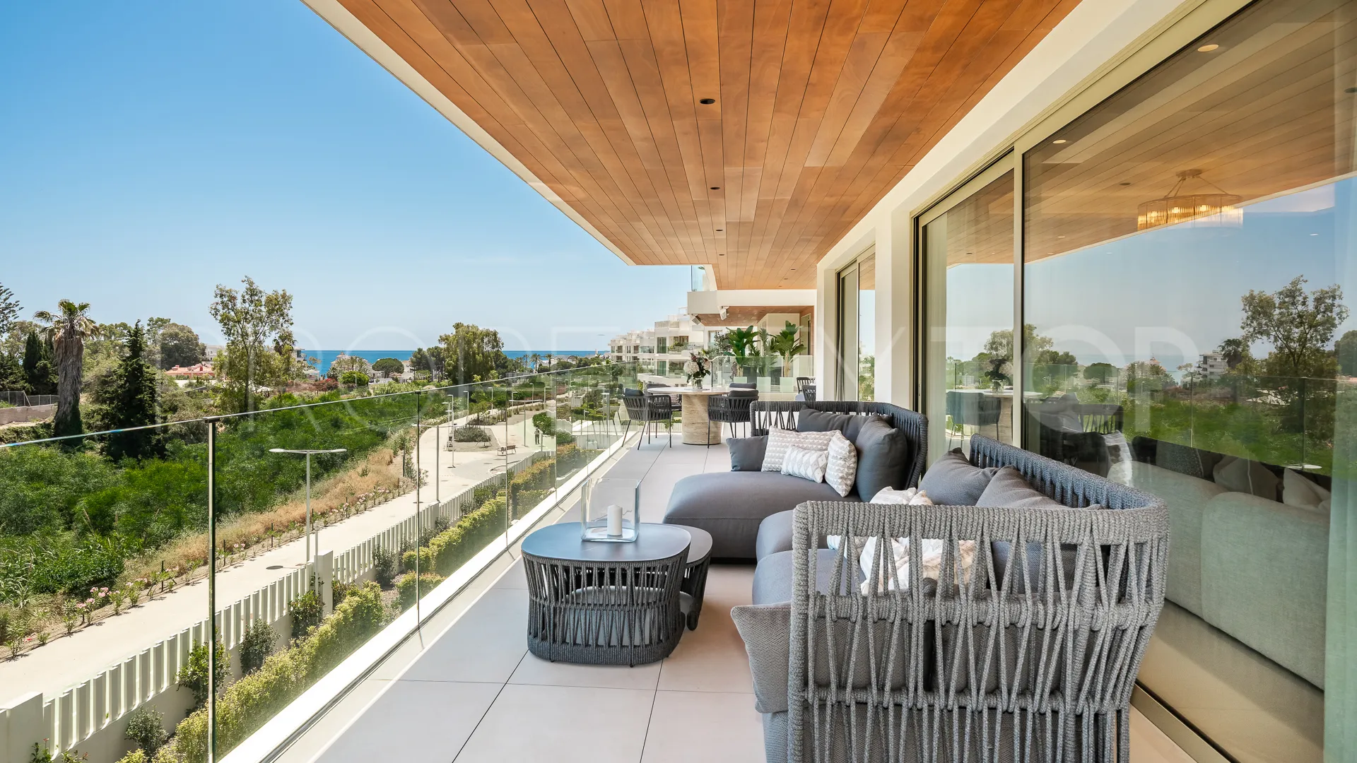 Se vende apartamento en Beach Side Golden Mile