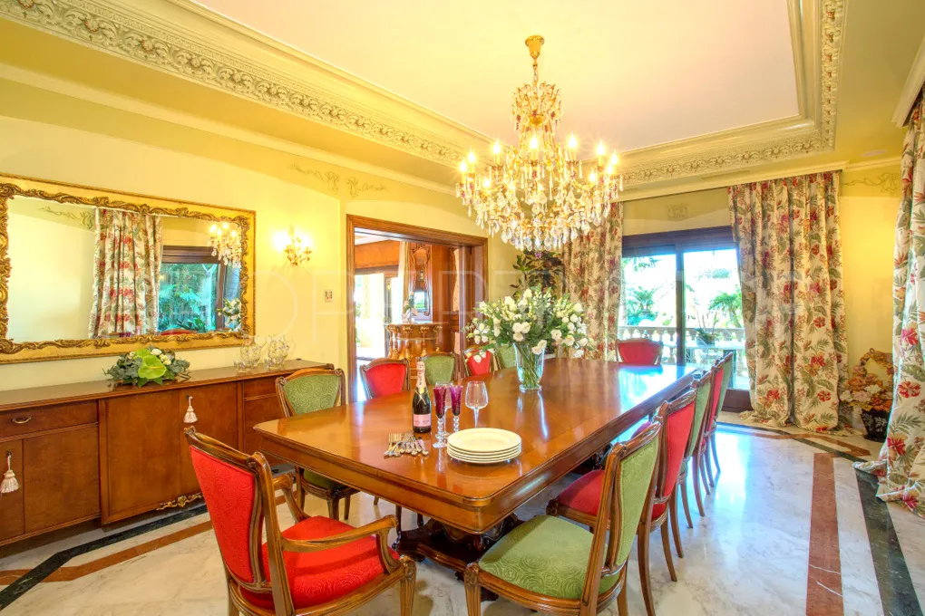 Villa en venta en Sierra Blanca