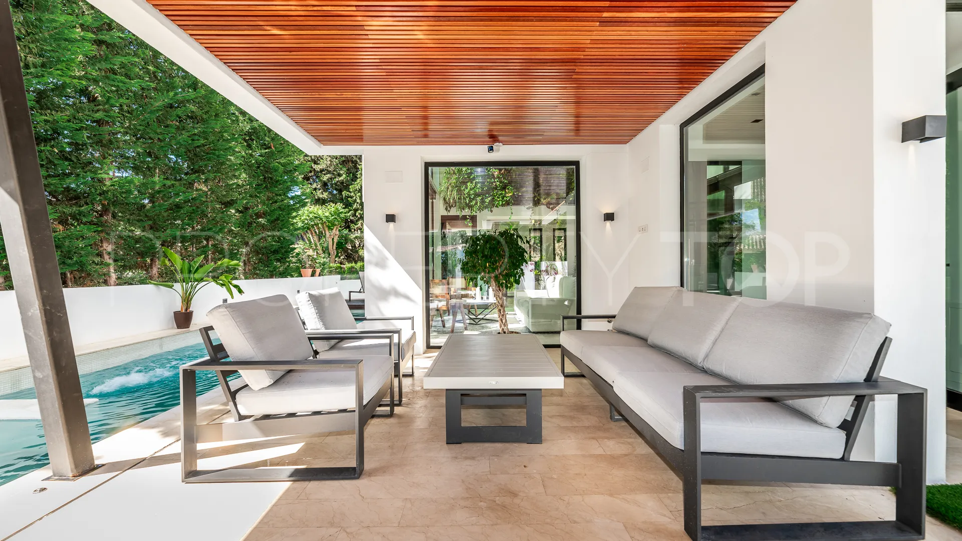 Beach Side Golden Mile 5 bedrooms villa for sale