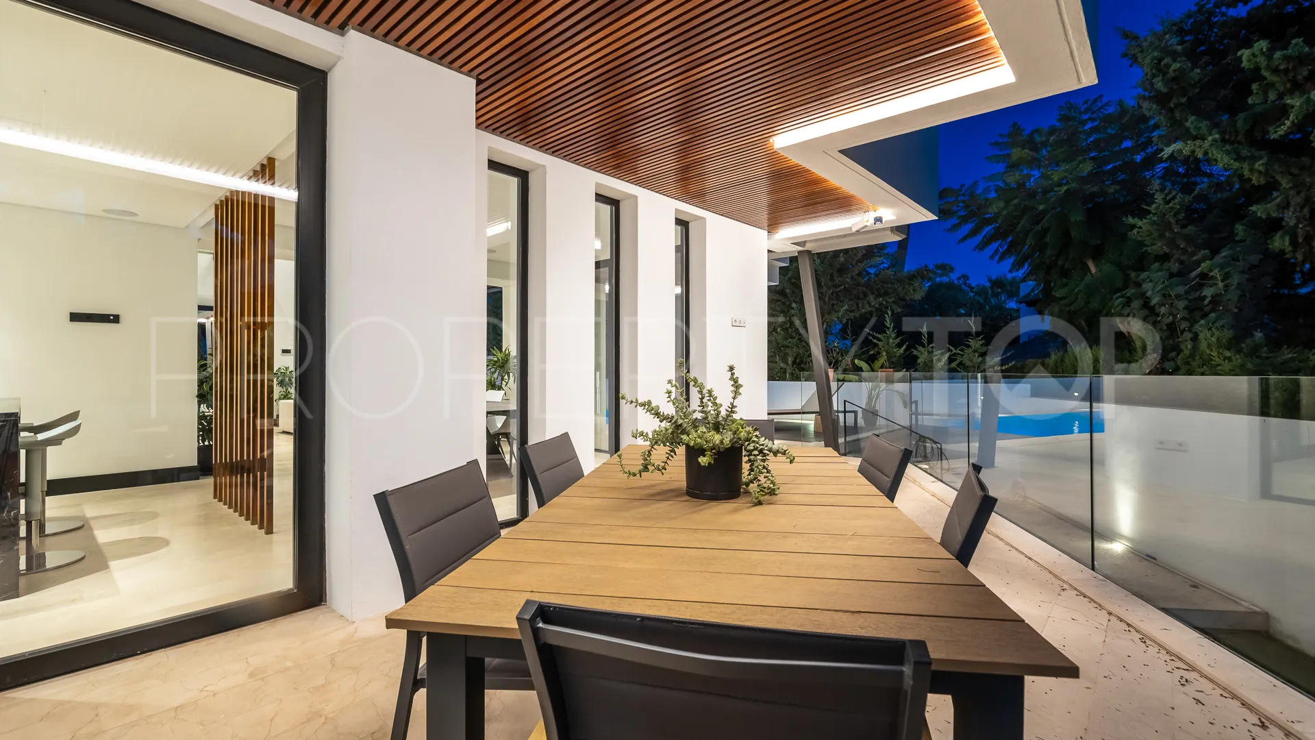 Beach Side Golden Mile 5 bedrooms villa for sale