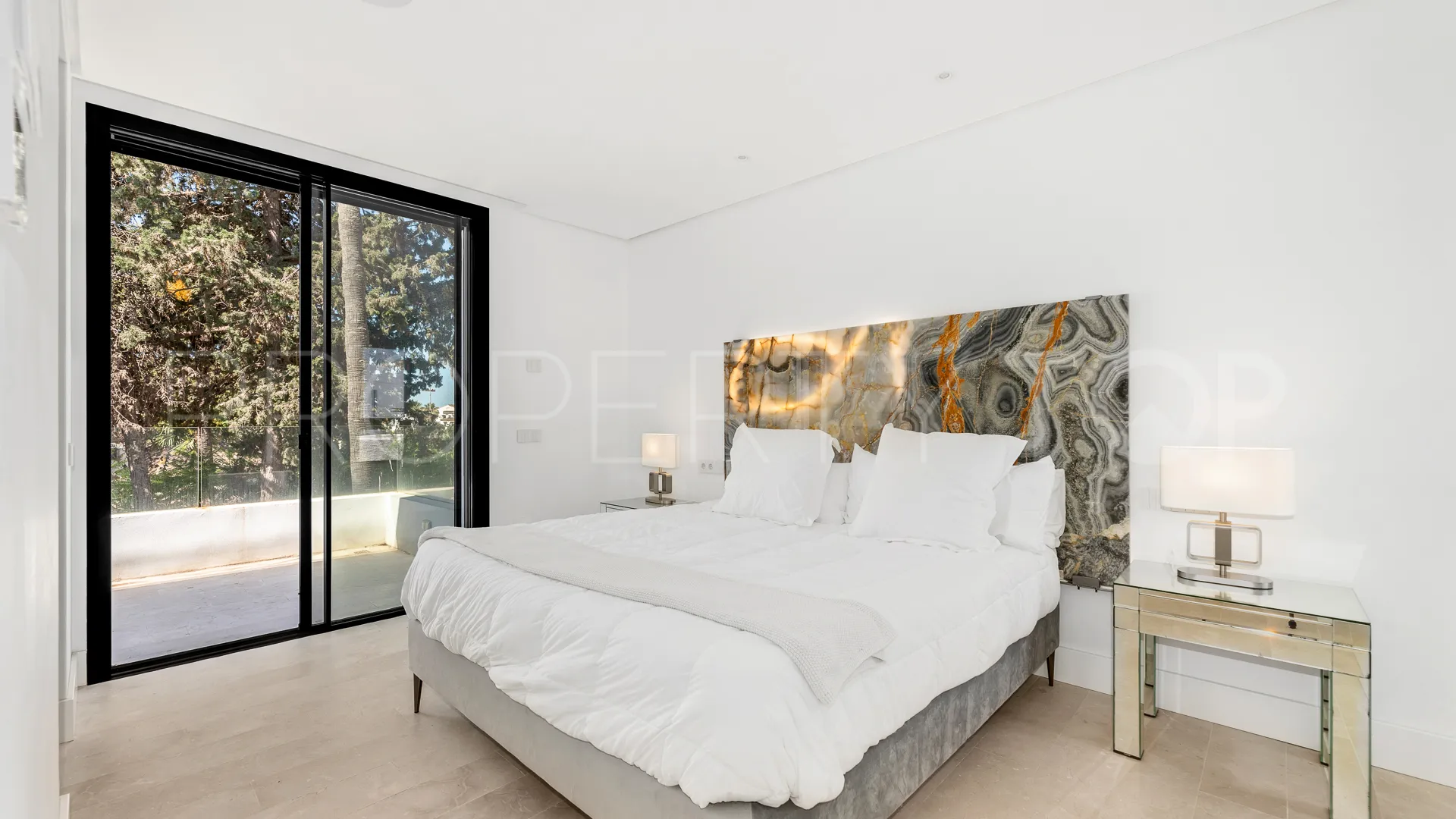 Beach Side Golden Mile 5 bedrooms villa for sale