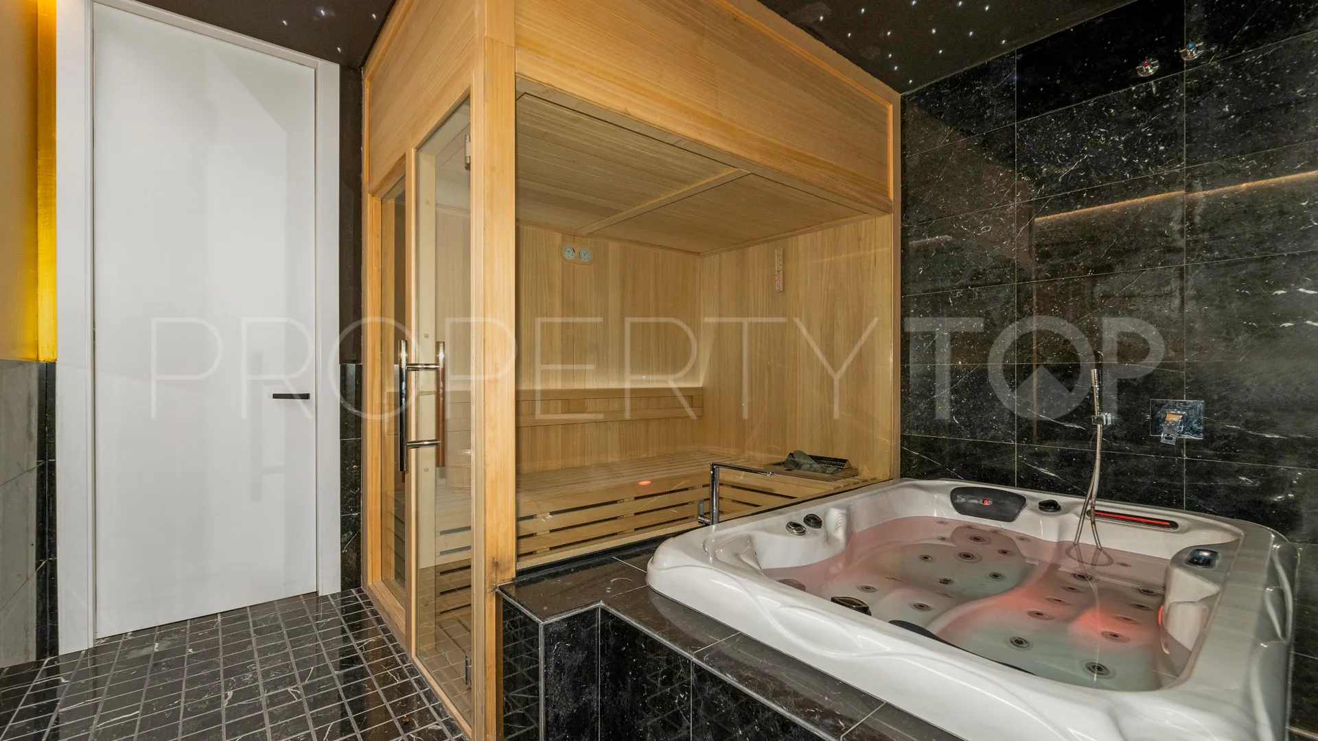 Beach Side Golden Mile 5 bedrooms villa for sale