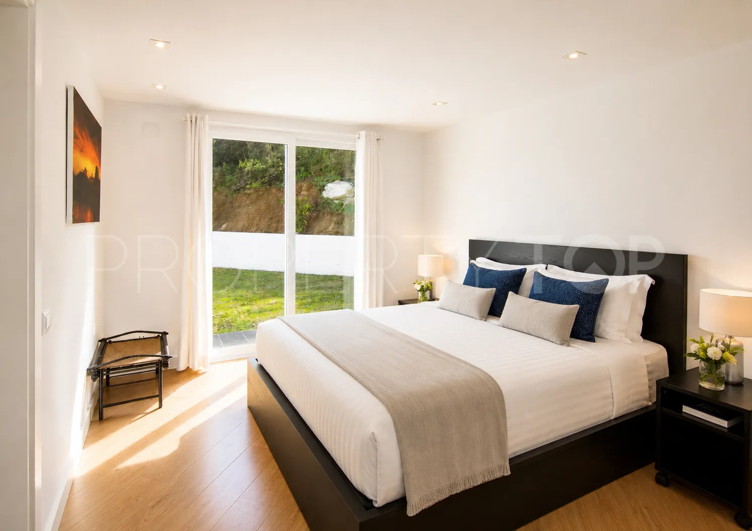 Se vende villa en Altos de Elviria