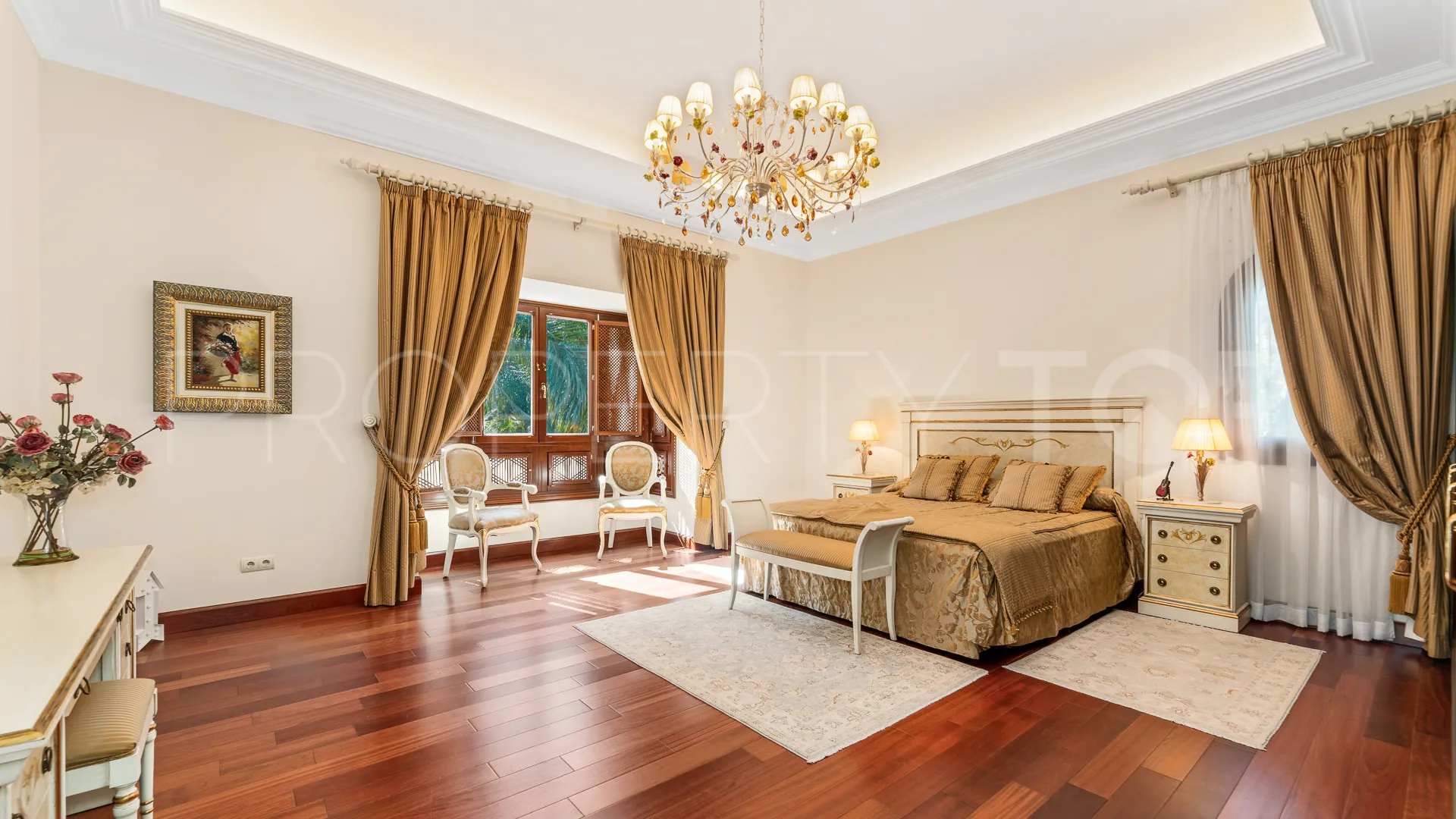 For sale Guadalmina Baja villa with 8 bedrooms