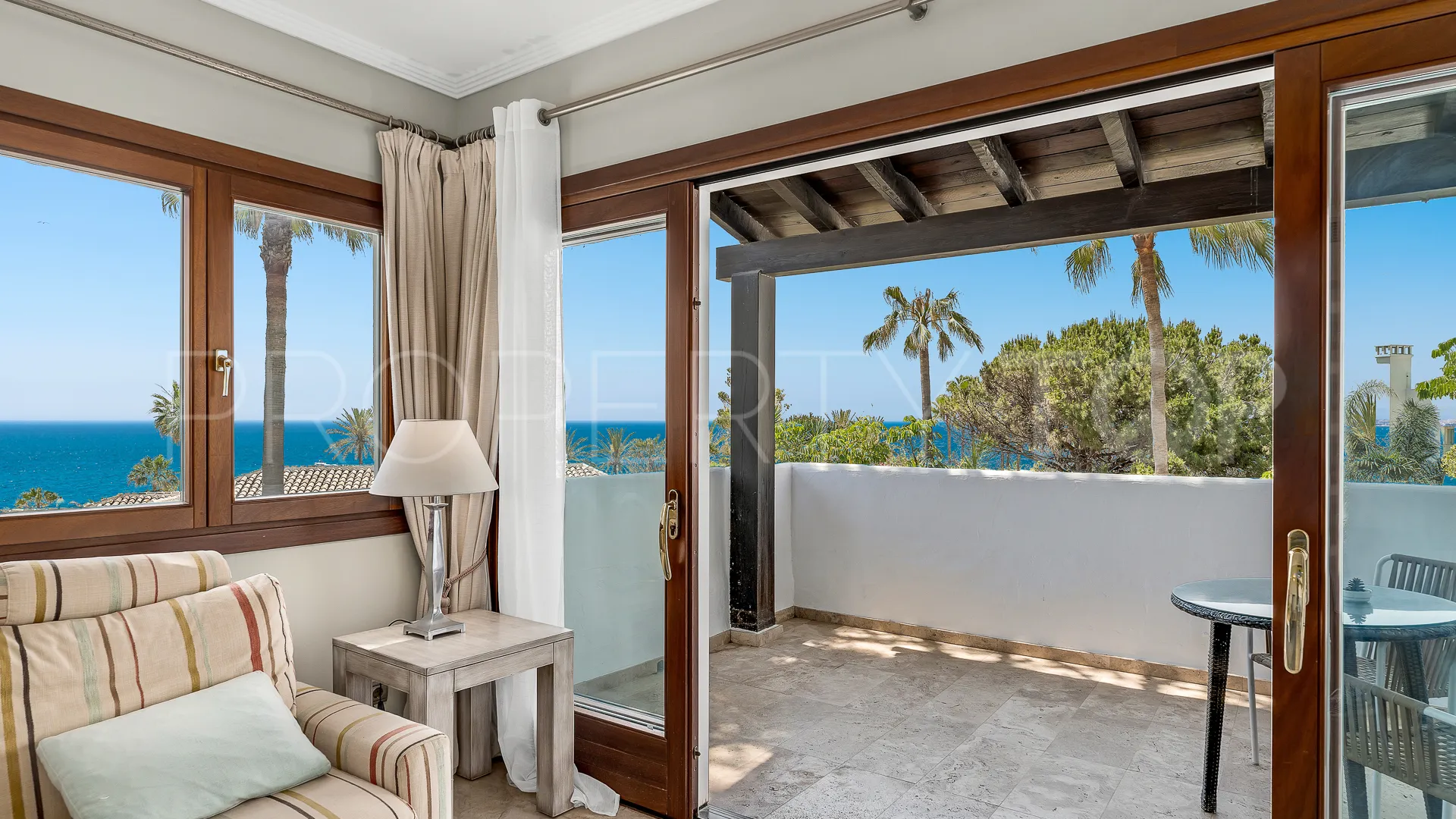 Penthouse for sale in Puente Romano