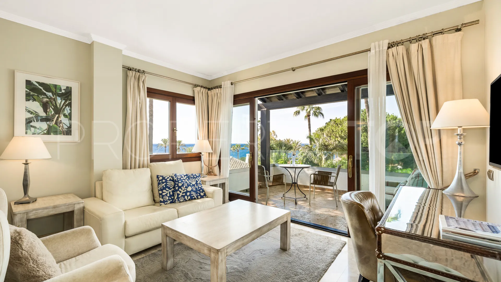 Penthouse for sale in Puente Romano